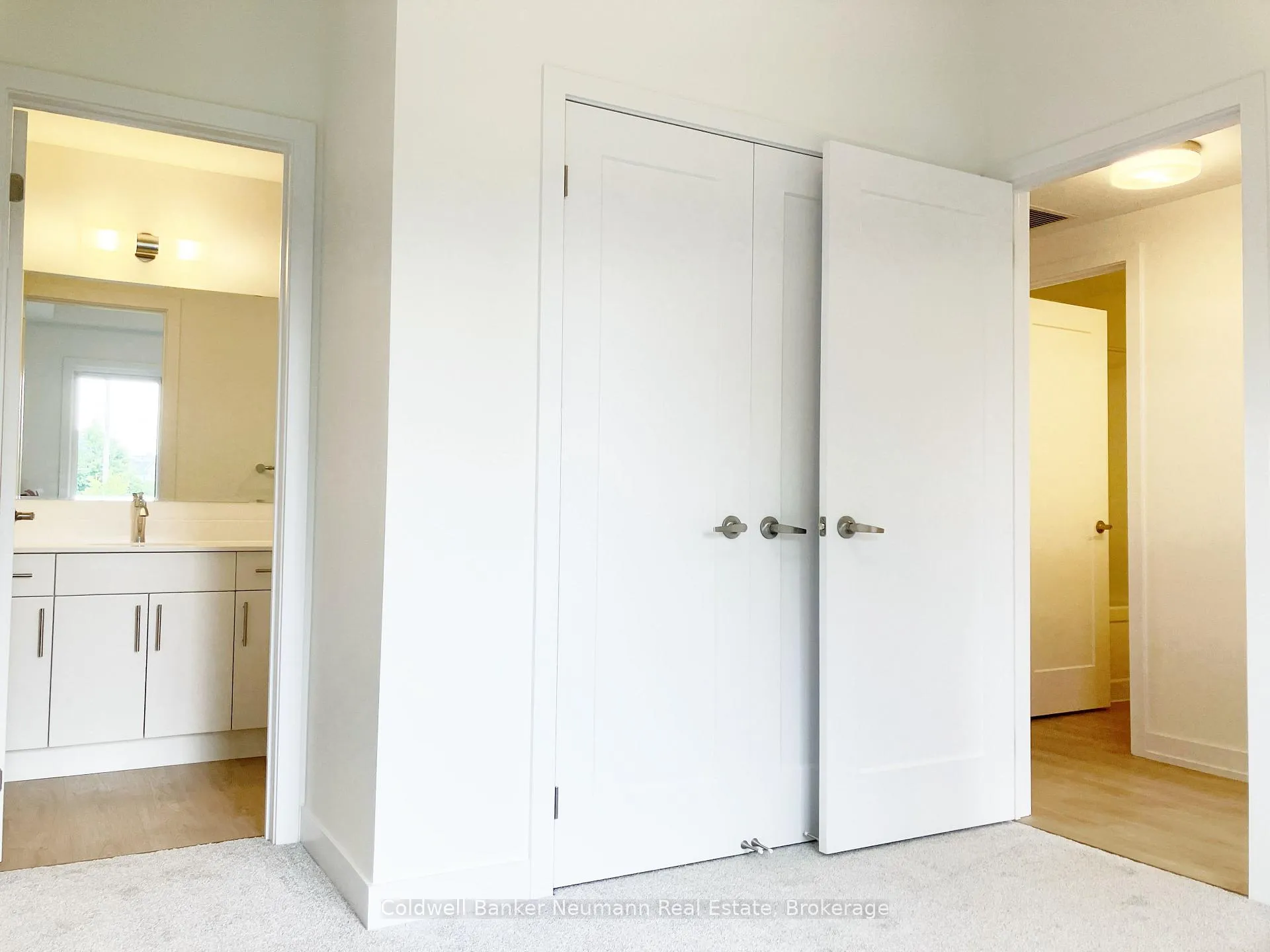 Photo 22 of Unit 128, 42 Lowes Road S, Guelph, Clairfields/Hanlon Business Park — HOMEH