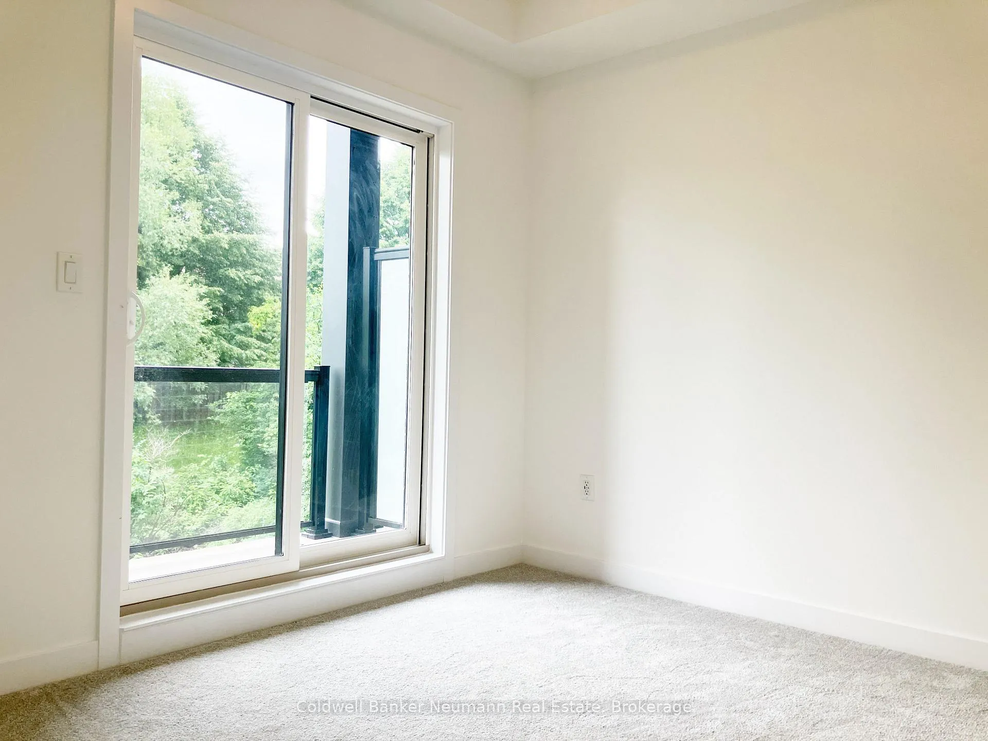 Photo 23 of Unit 128, 42 Lowes Road S, Guelph, Clairfields/Hanlon Business Park — HOMEH