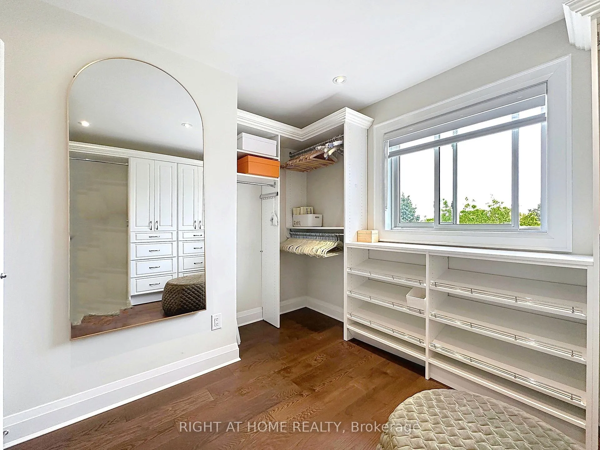 Photo 20 of 2547 Gill Crescent, Oakville, River Oaks — HOMEH
