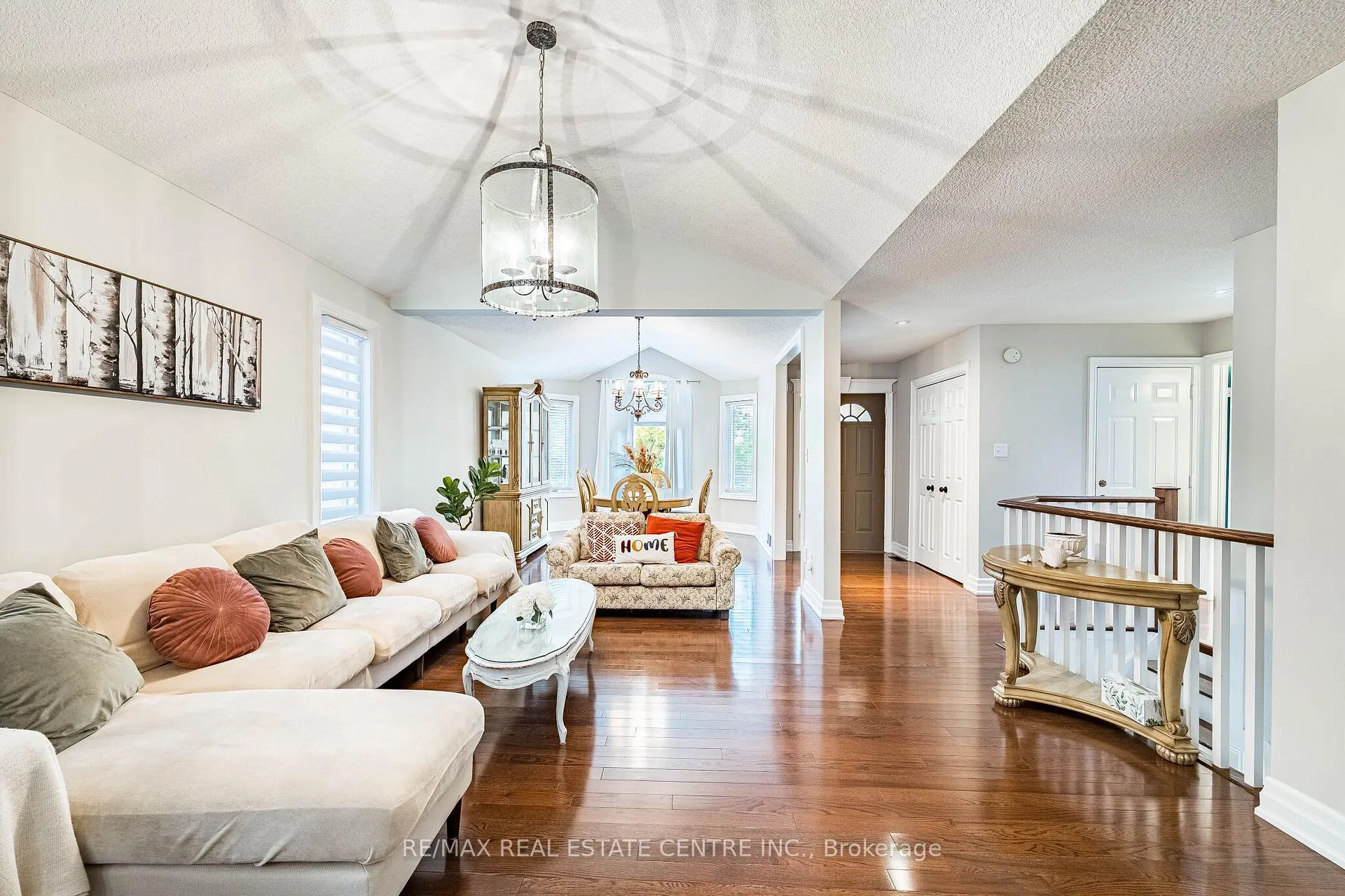 Photo 6 of 506 Jones Road, Hamilton, Lakeshore — HOMEH