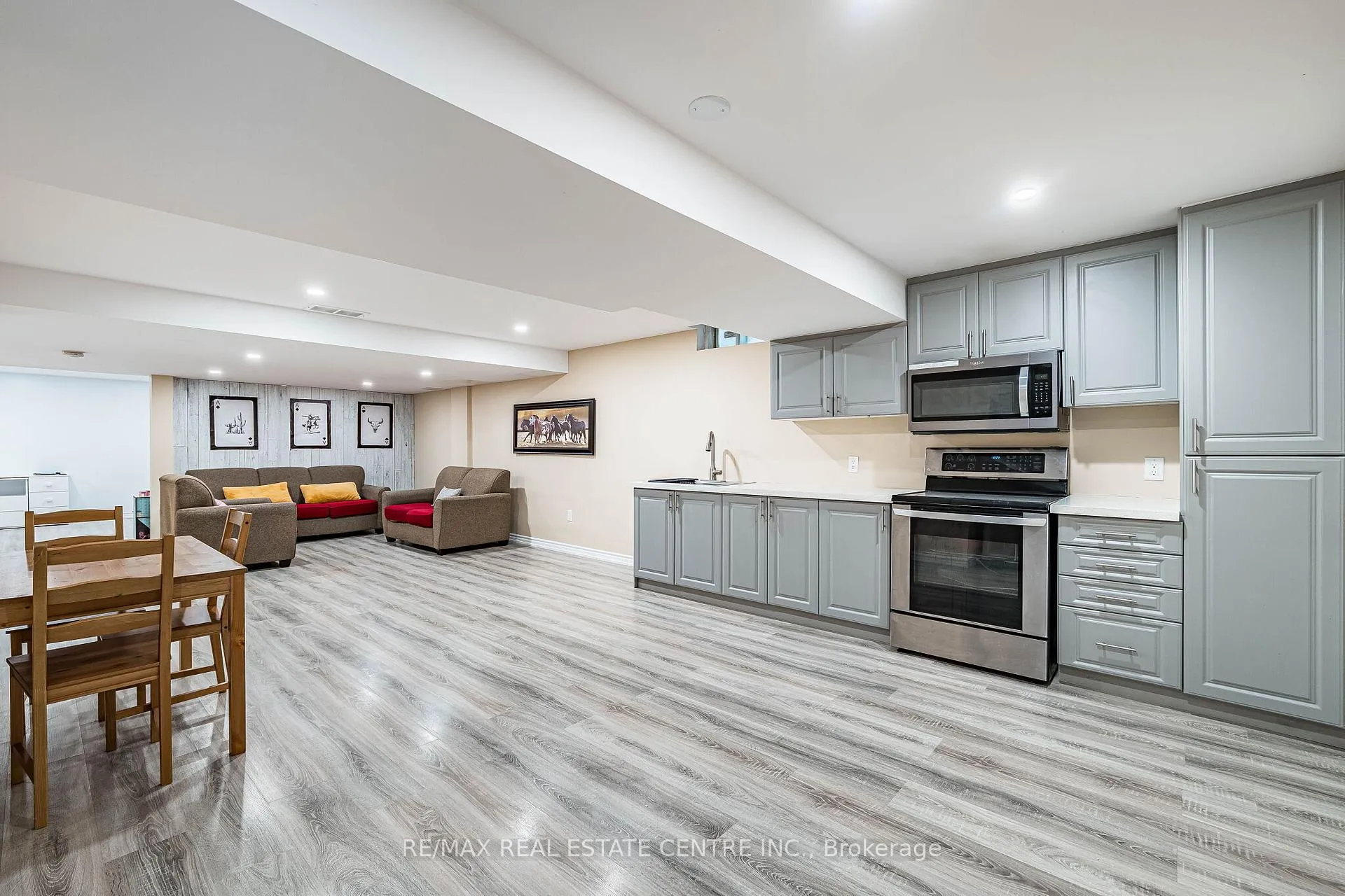 Photo 32 of 506 Jones Road, Hamilton, Lakeshore — HOMEH
