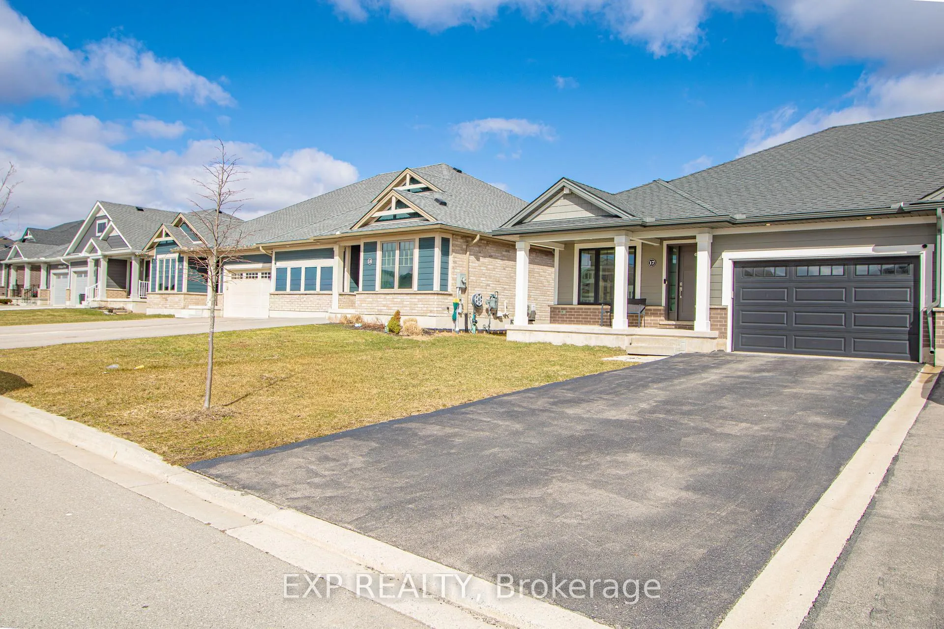 Photo 1 of 17 Harlequin Court, St. Thomas — HOMEH