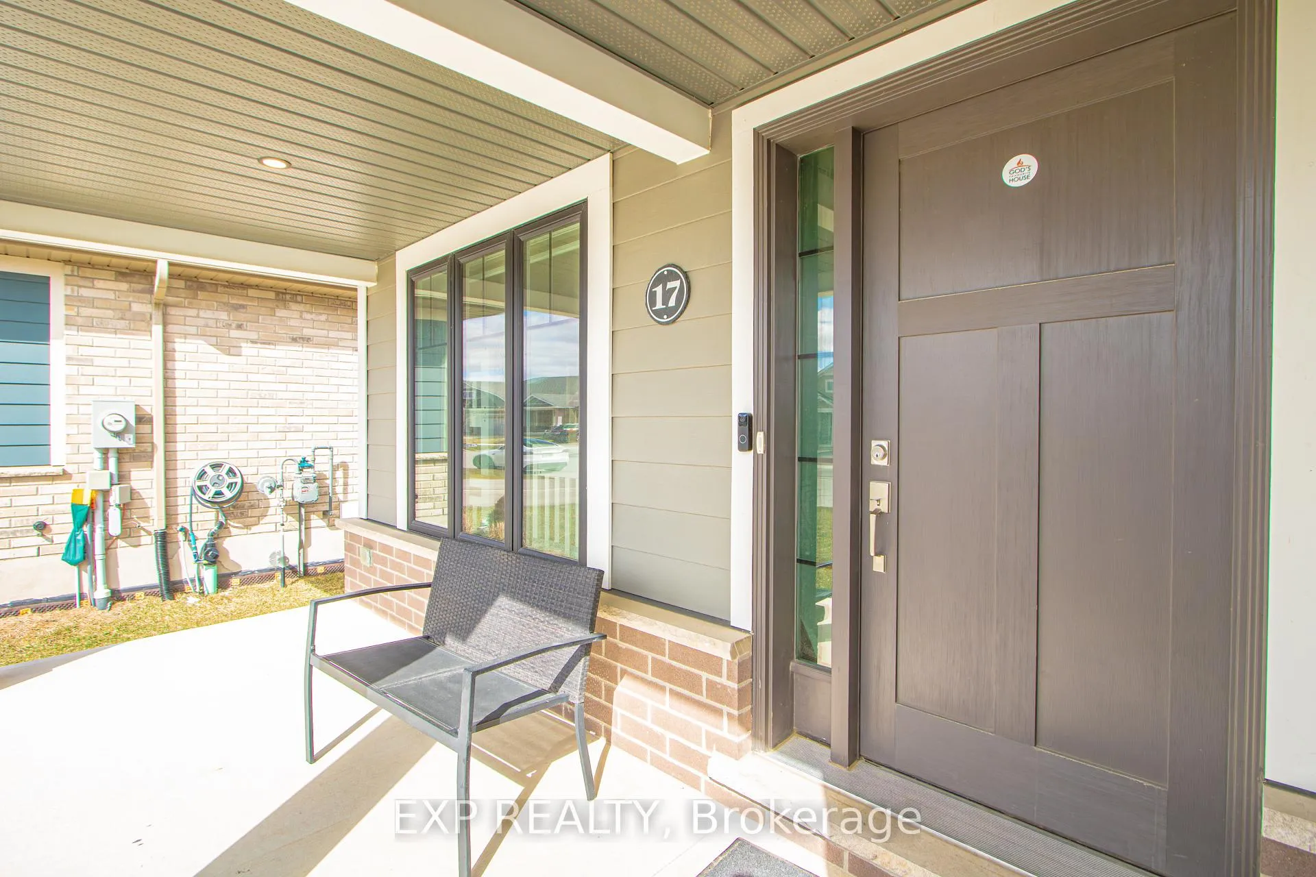 Photo 4 of 17 Harlequin Court, St. Thomas — HOMEH