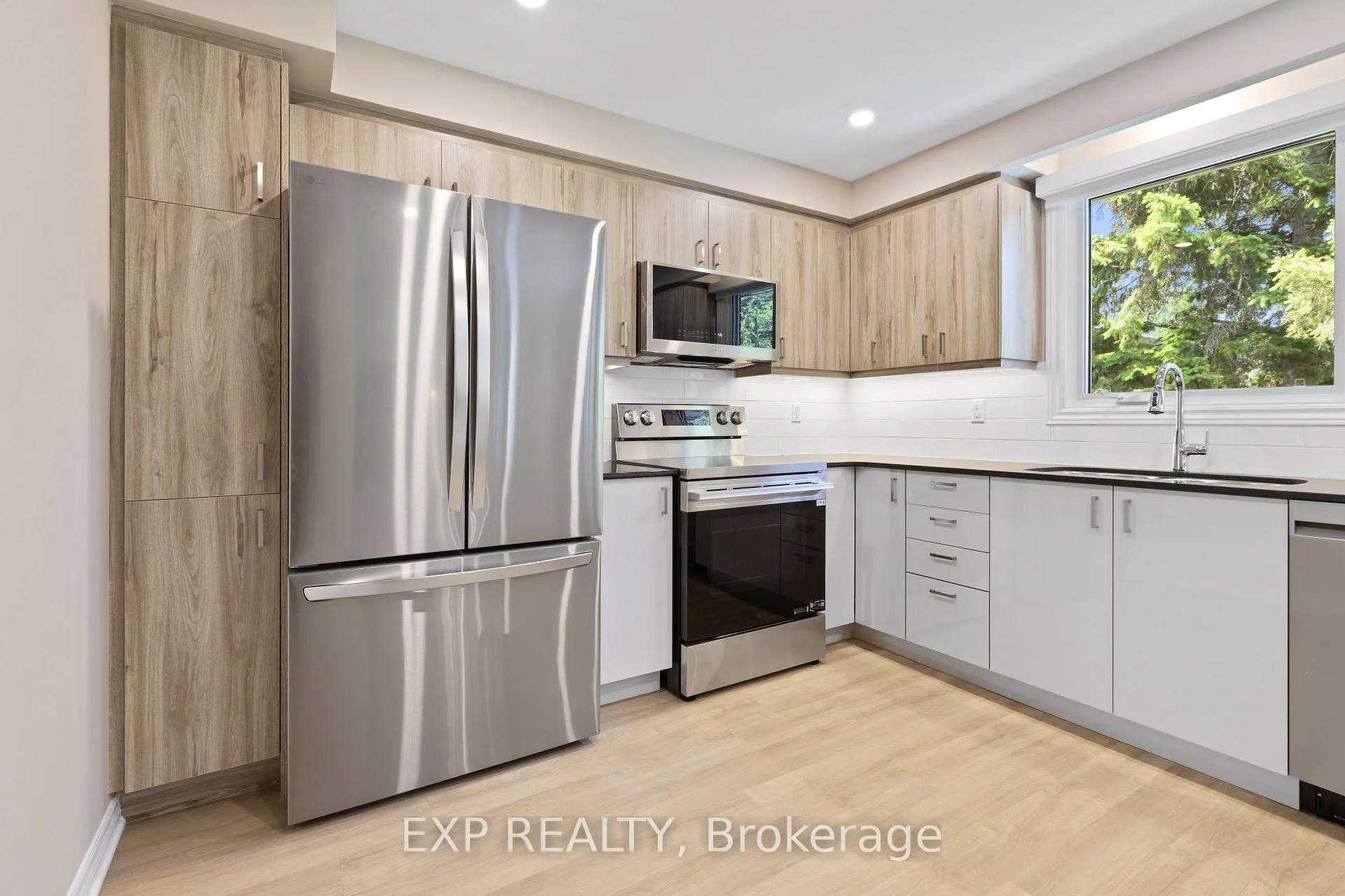 Photo 11 of 869 Maryland Avenue, Ottawa, Hogs Back — HOMEH