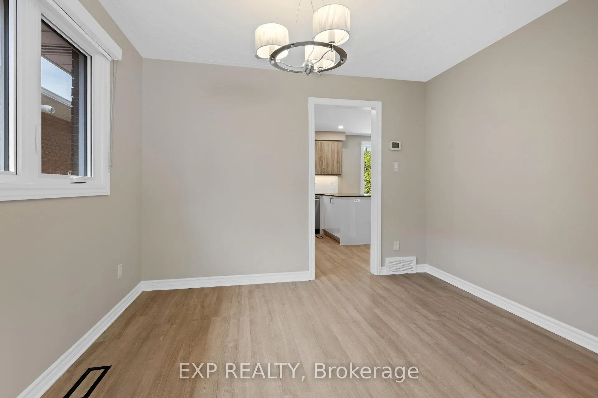 Photo 15 of 869 Maryland Avenue, Ottawa, Hogs Back — HOMEH