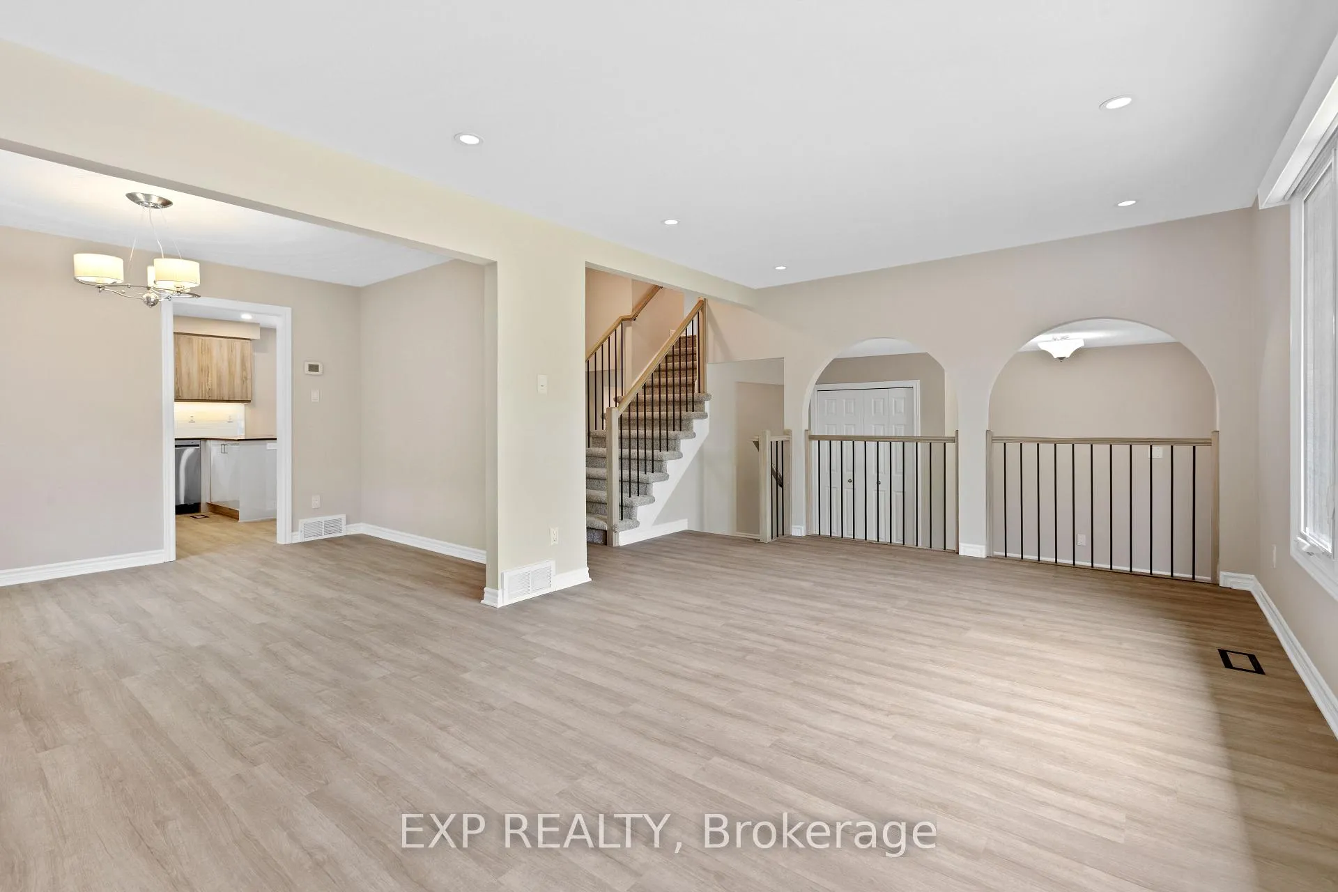 Photo 16 of 869 Maryland Avenue, Ottawa, Hogs Back — HOMEH