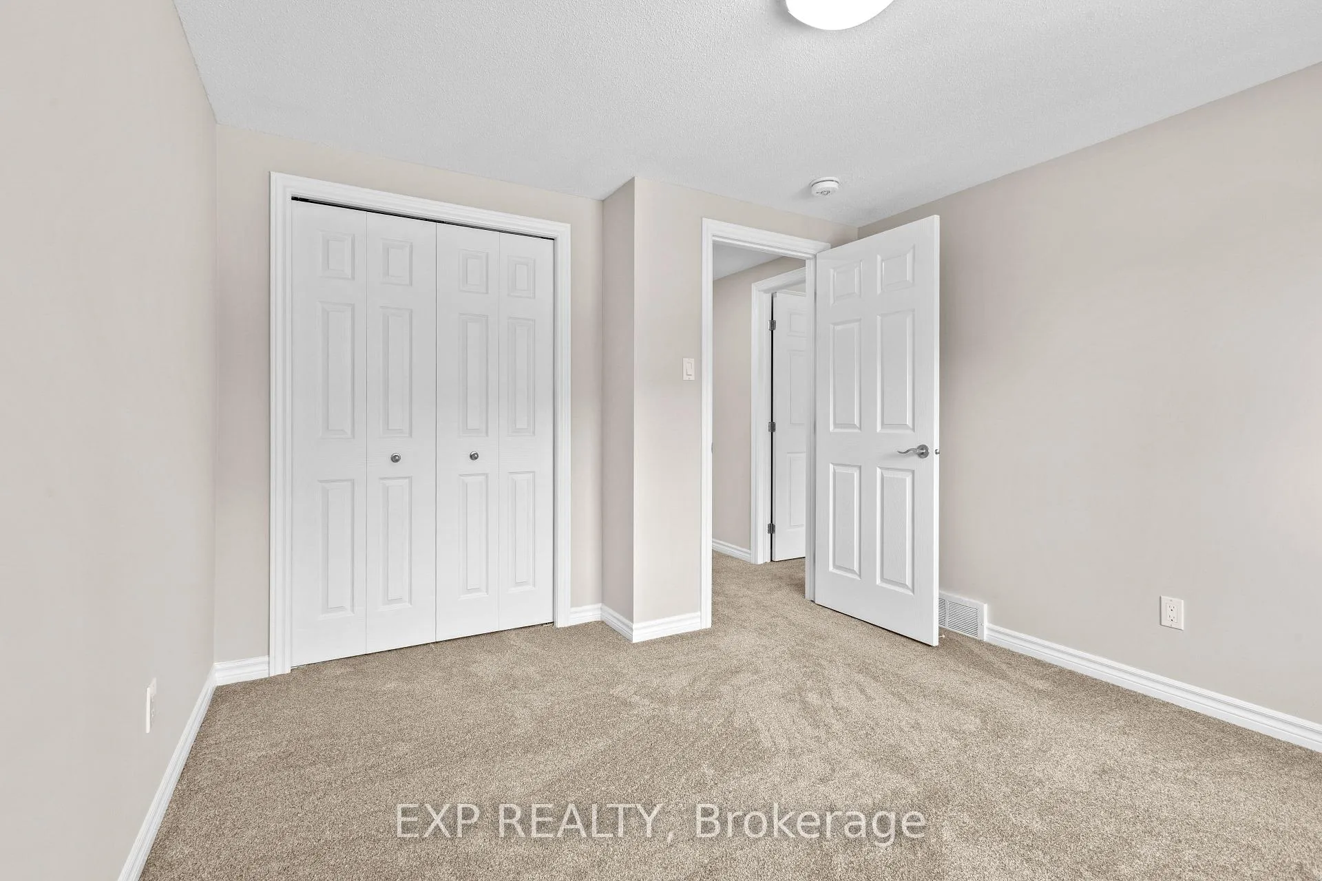 Photo 21 of 869 Maryland Avenue, Ottawa, Hogs Back — HOMEH
