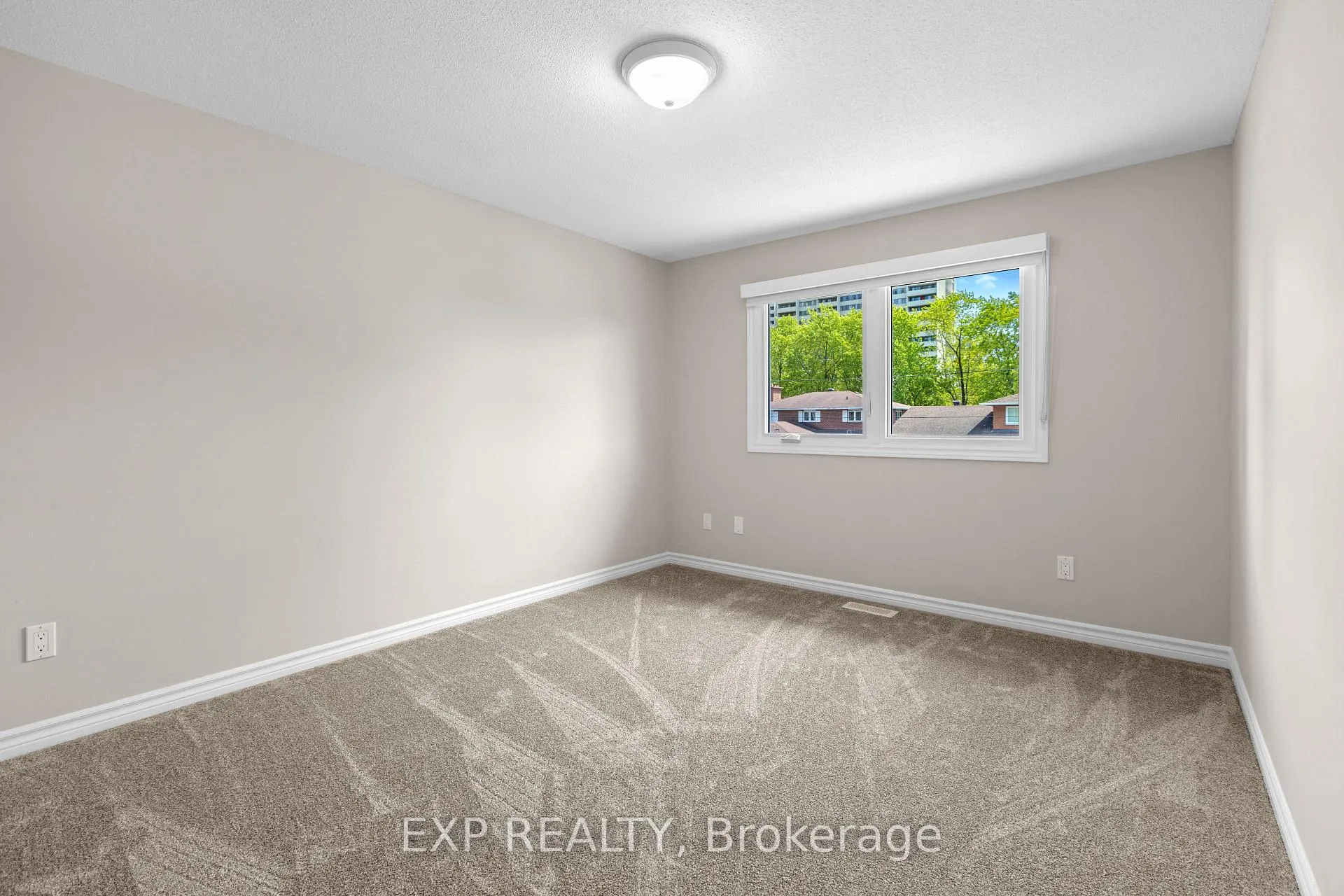Photo 22 of 869 Maryland Avenue, Ottawa, Hogs Back — HOMEH