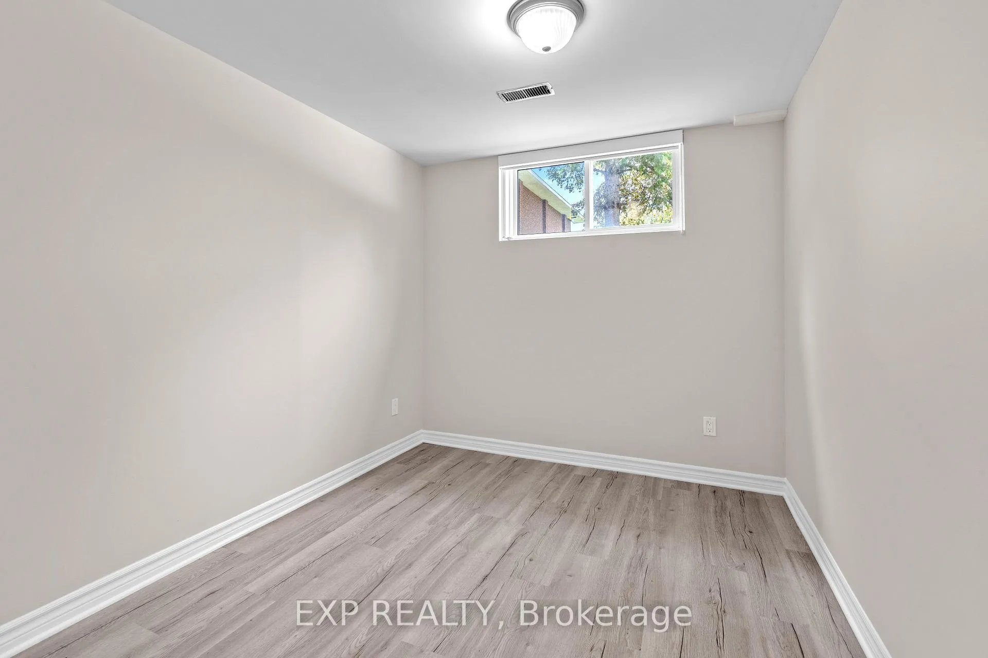 Photo 32 of 869 Maryland Avenue, Ottawa, Hogs Back — HOMEH