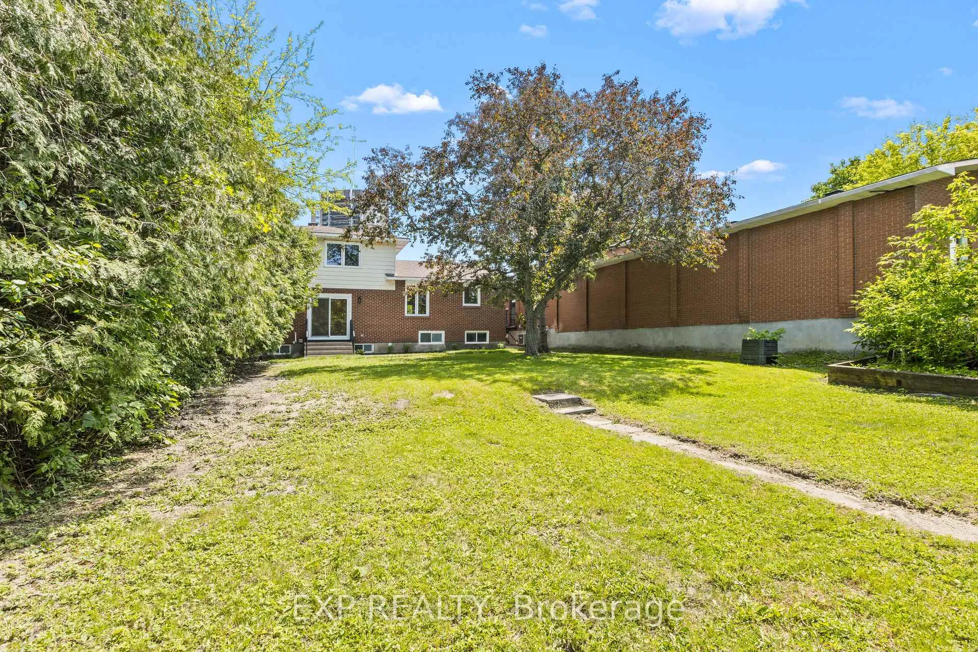Photo 39 of 869 Maryland Avenue, Ottawa, Hogs Back — HOMEH