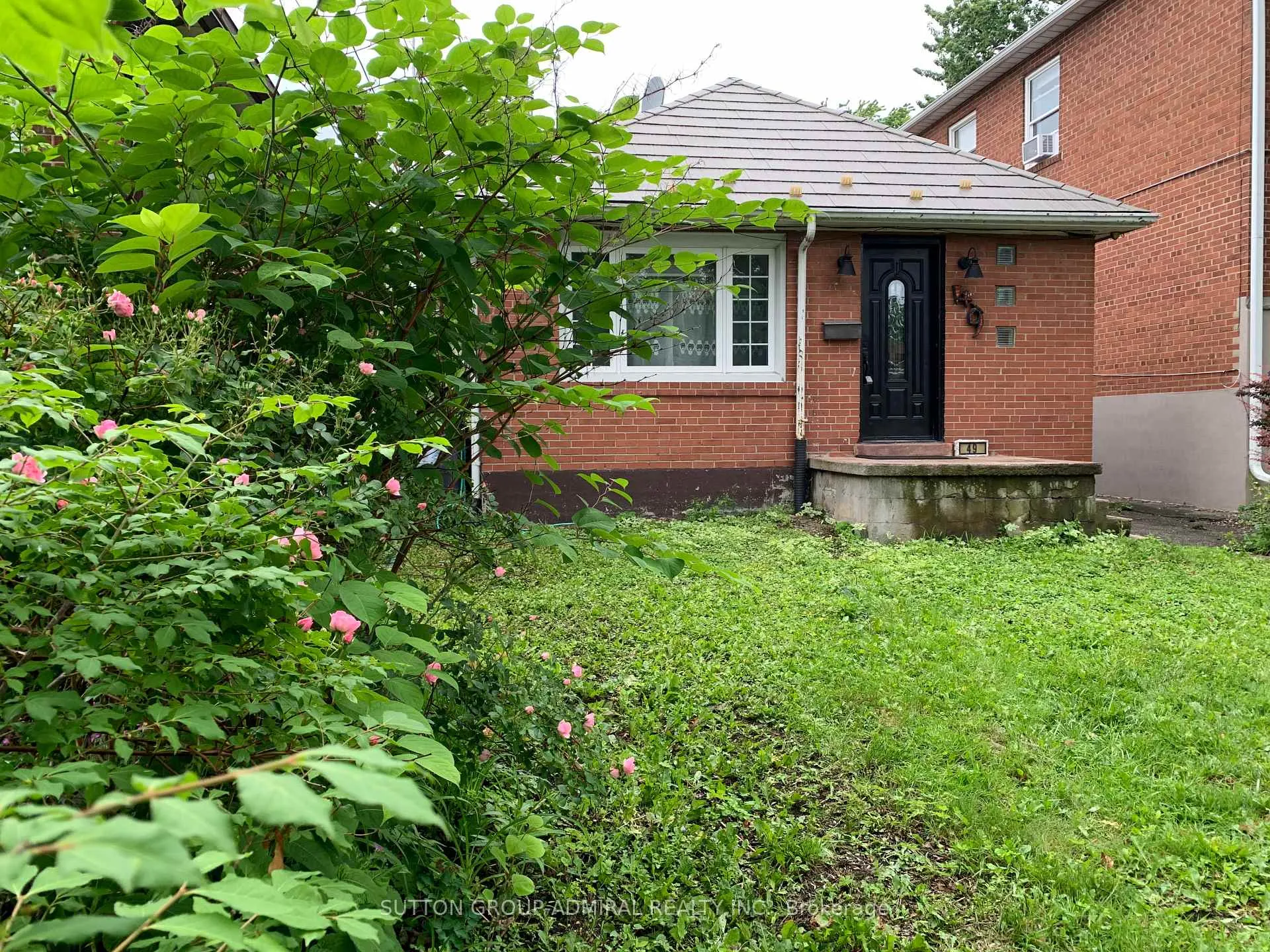 Photo 1 of 49 Arcadian Circle, Etobicoke, Long Branch — HOMEH