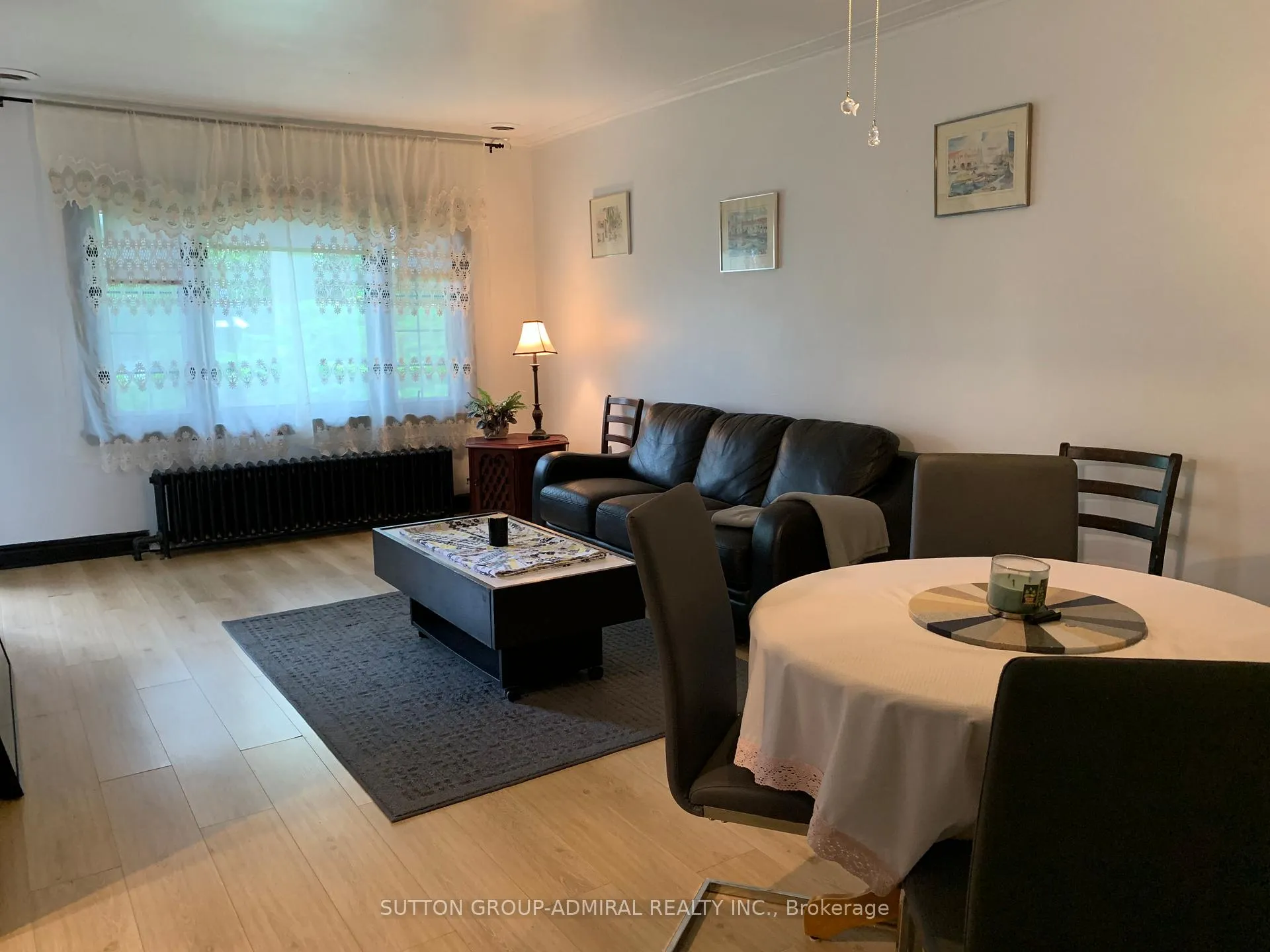 Photo 5 of 49 Arcadian Circle, Etobicoke, Long Branch — HOMEH