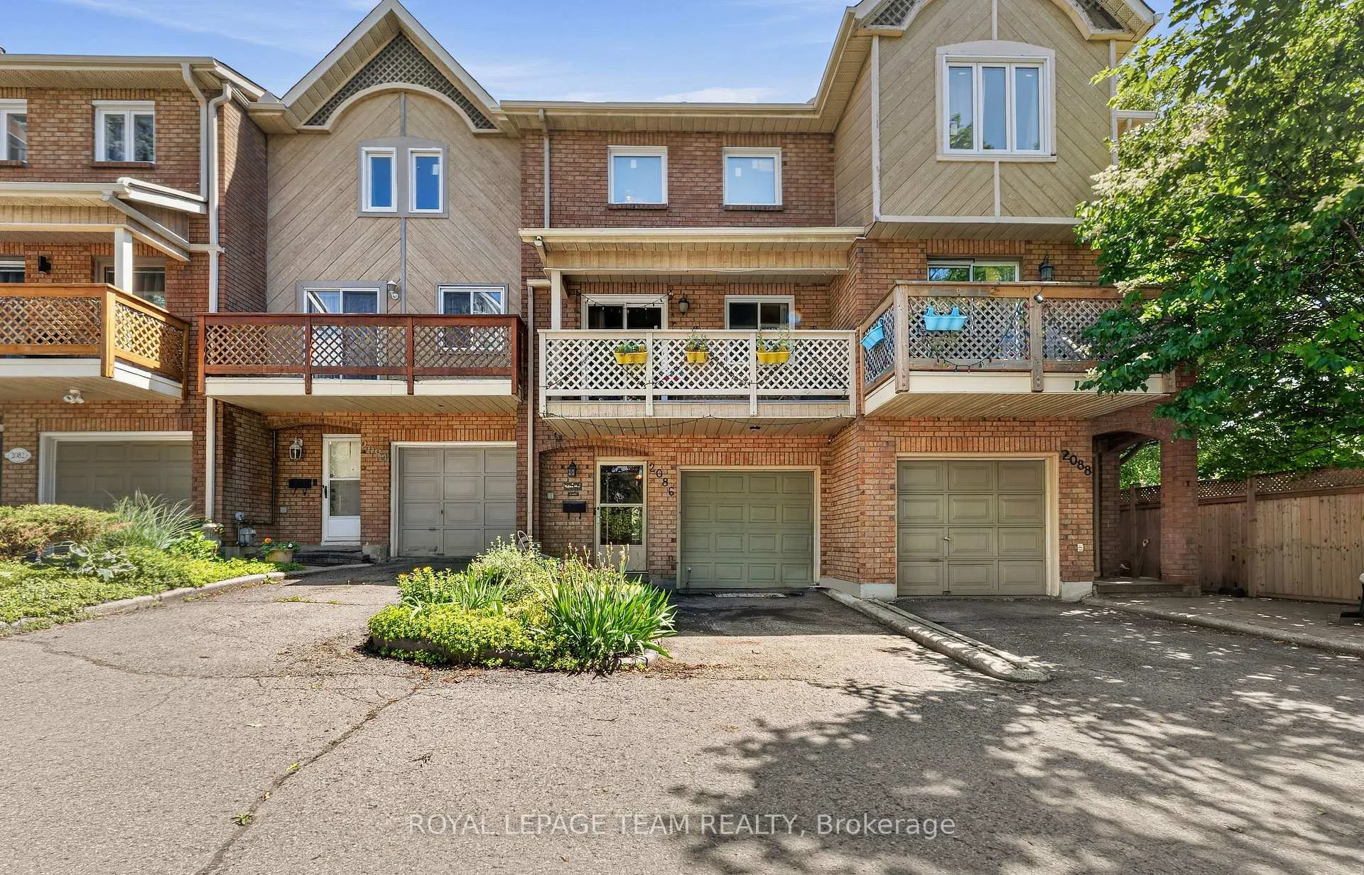 Photo 1 of 2086 Carling Avenue, Ottawa, McKellar Heights/Glabar Park — HOMEH