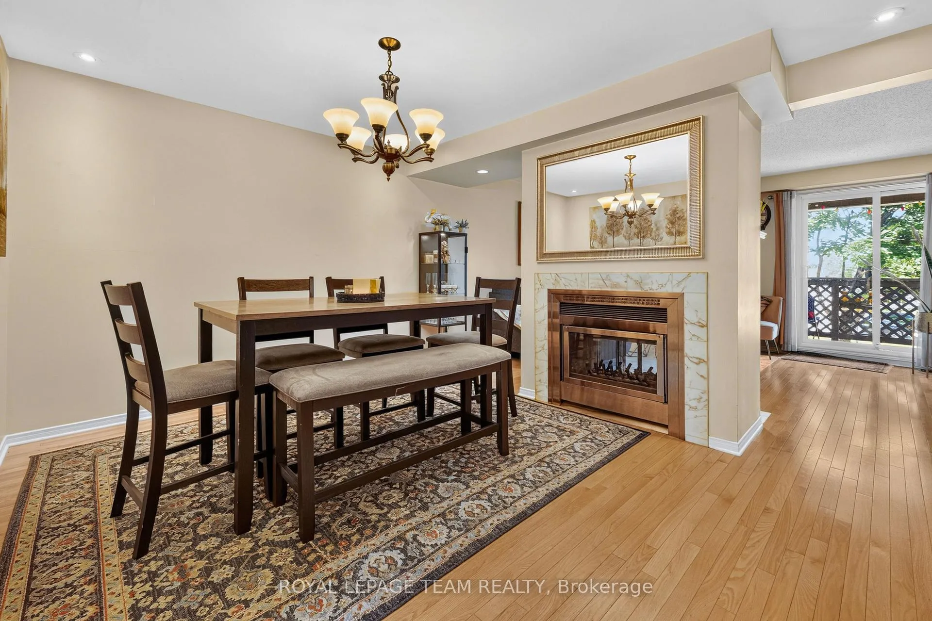 Photo 10 of 2086 Carling Avenue, Ottawa, McKellar Heights/Glabar Park — HOMEH