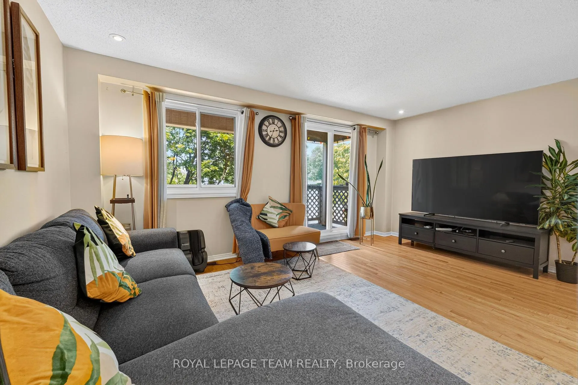 Photo 17 of 2086 Carling Avenue, Ottawa, McKellar Heights/Glabar Park — HOMEH