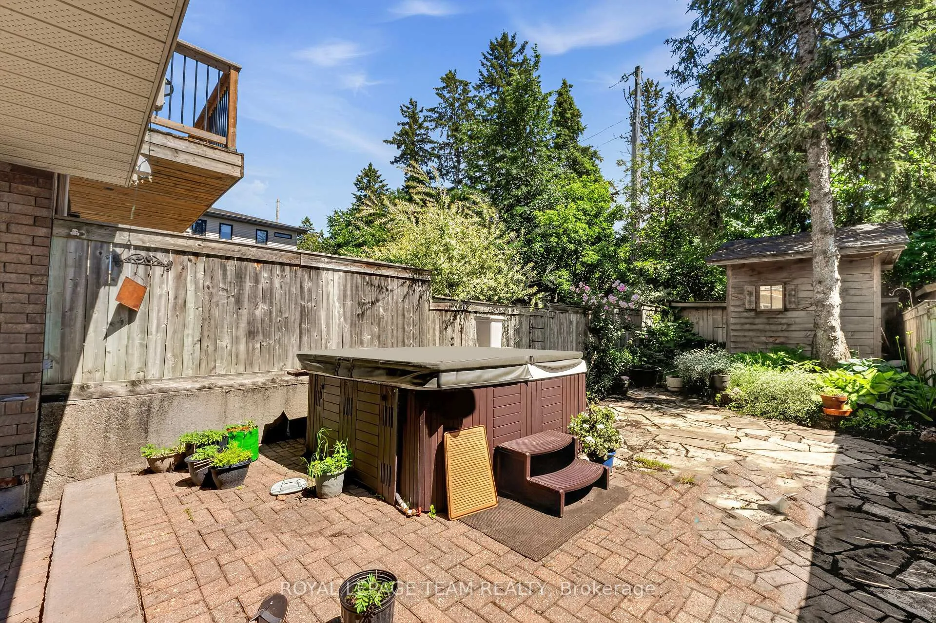 Photo 23 of 2086 Carling Avenue, Ottawa, McKellar Heights/Glabar Park — HOMEH