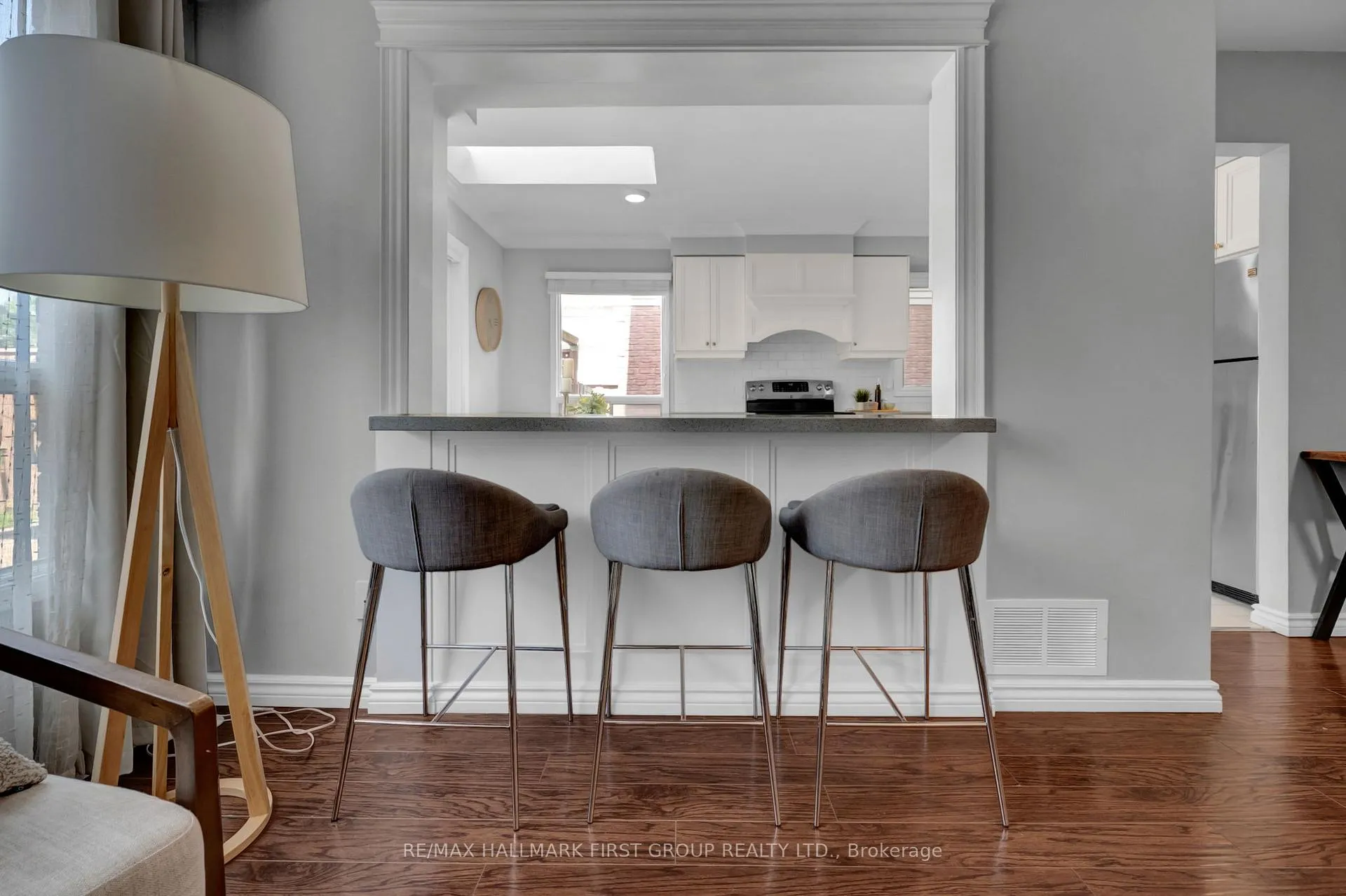 Photo 6 of 66 Windham Crescent, Clarington, Courtice — HOMEH