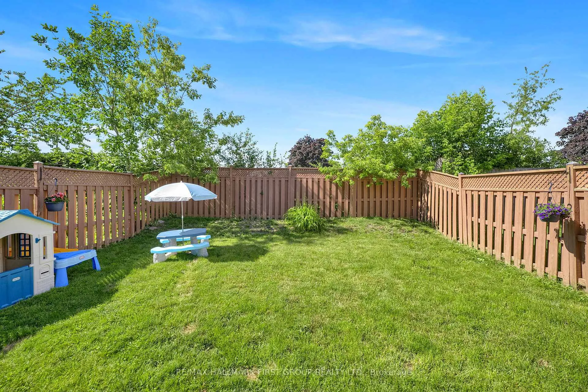 Photo 25 of 66 Windham Crescent, Clarington, Courtice — HOMEH