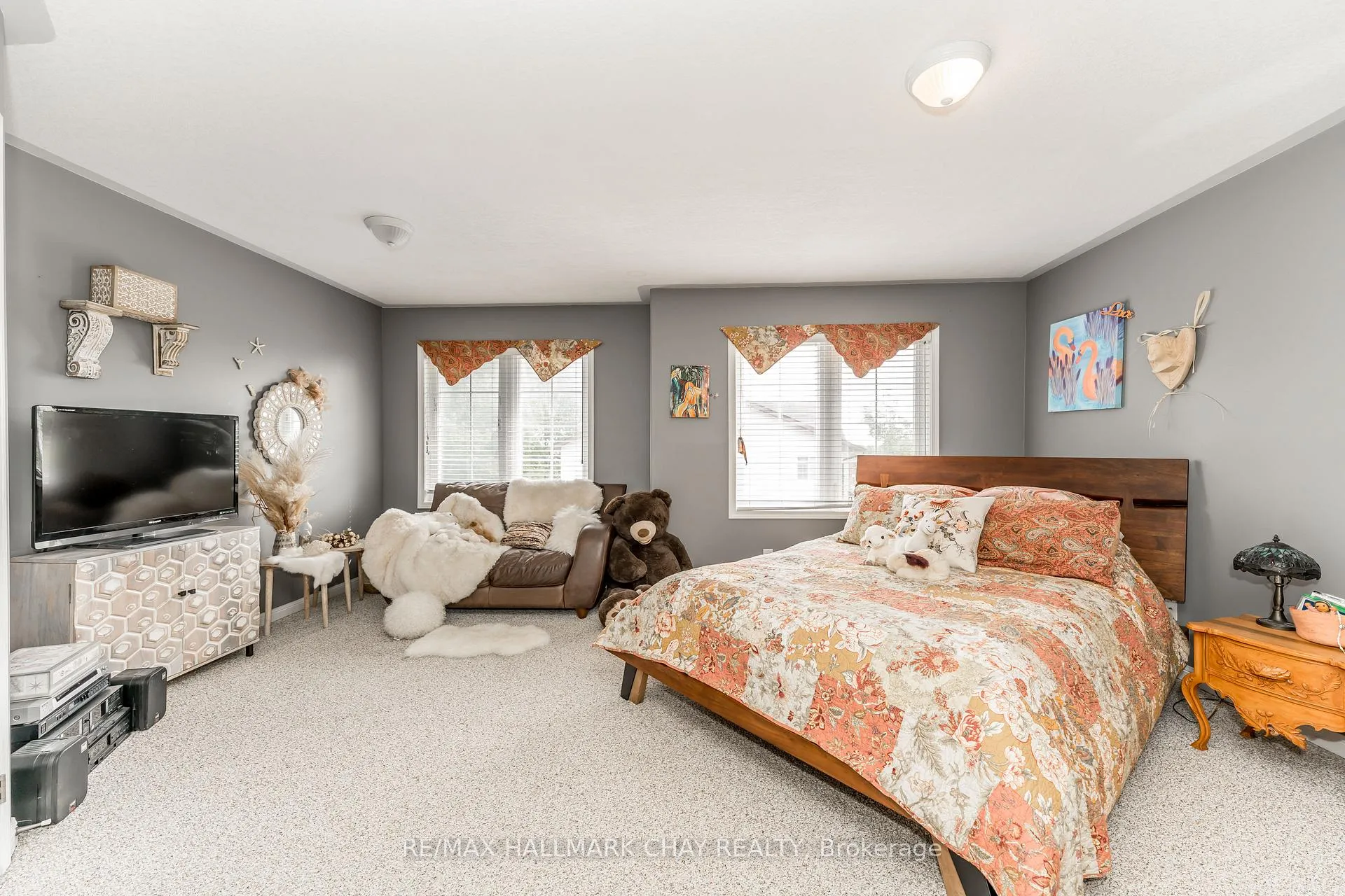 Photo 13 of Unit 9, 488 Yonge Street, Barrie, Painswick North — HOMEH