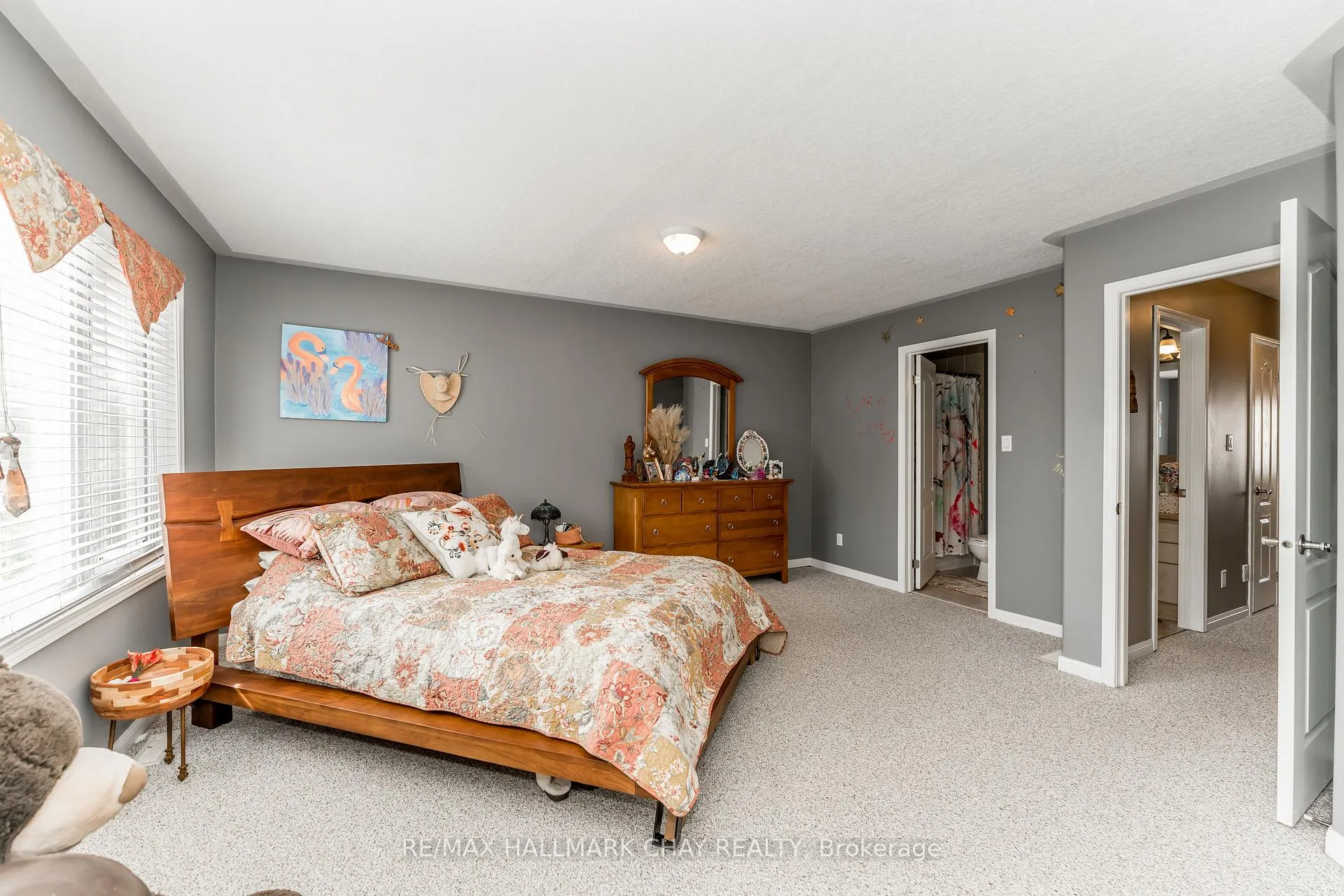 Photo 15 of Unit 9, 488 Yonge Street, Barrie, Painswick North — HOMEH
