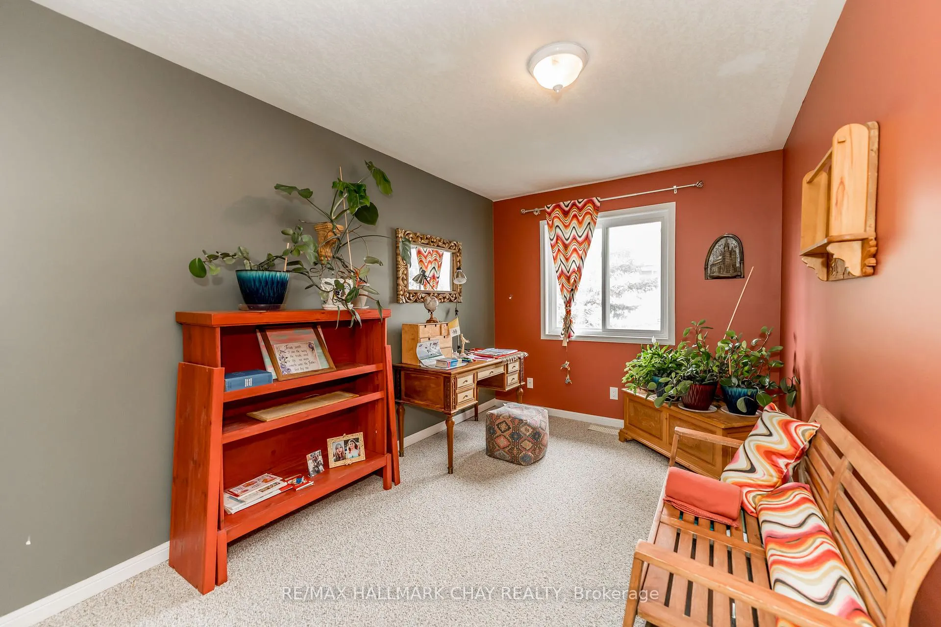 Photo 18 of Unit 9, 488 Yonge Street, Barrie, Painswick North — HOMEH