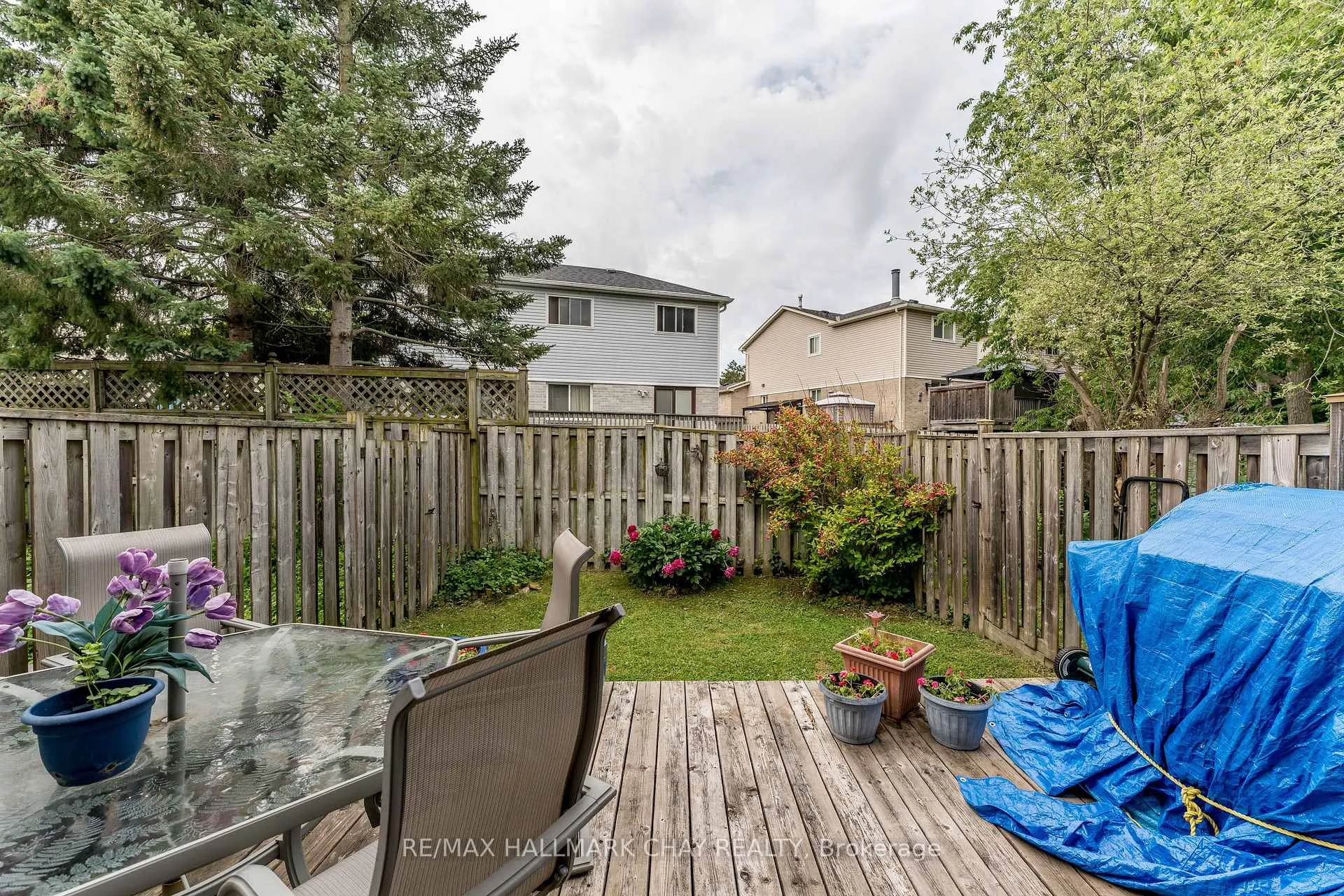 Photo 21 of Unit 9, 488 Yonge Street, Barrie, Painswick North — HOMEH