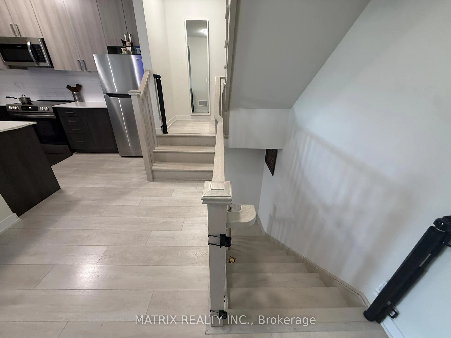 Photo 10 of Unit 708, 1865 Pickering Parkway, Pickering, Village East — HOMEH