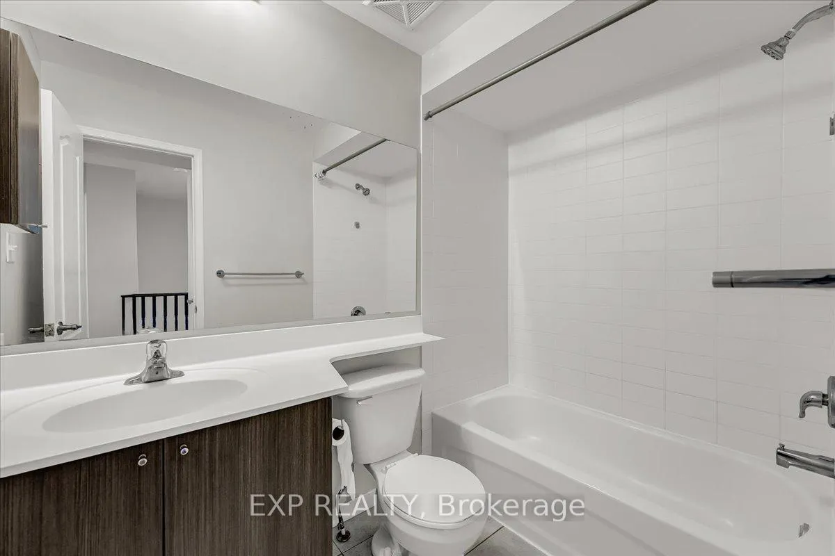 Photo 29 of Unit 9, 2557 Sixth Line, Oakville, River Oaks — HOMEH