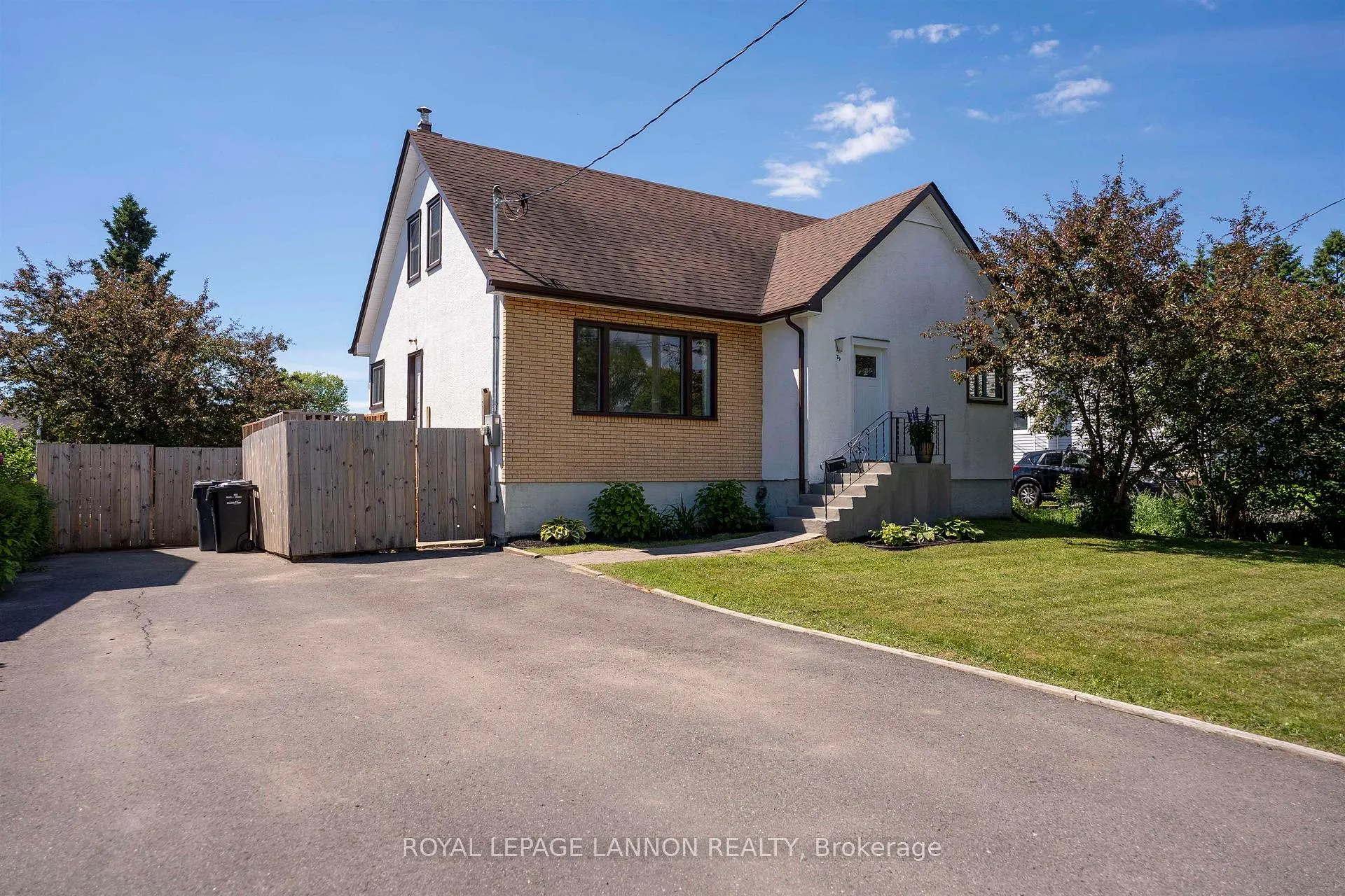 Photo 2 of 79 Vera Avenue, Thunder Bay, Shuniah — HOMEH