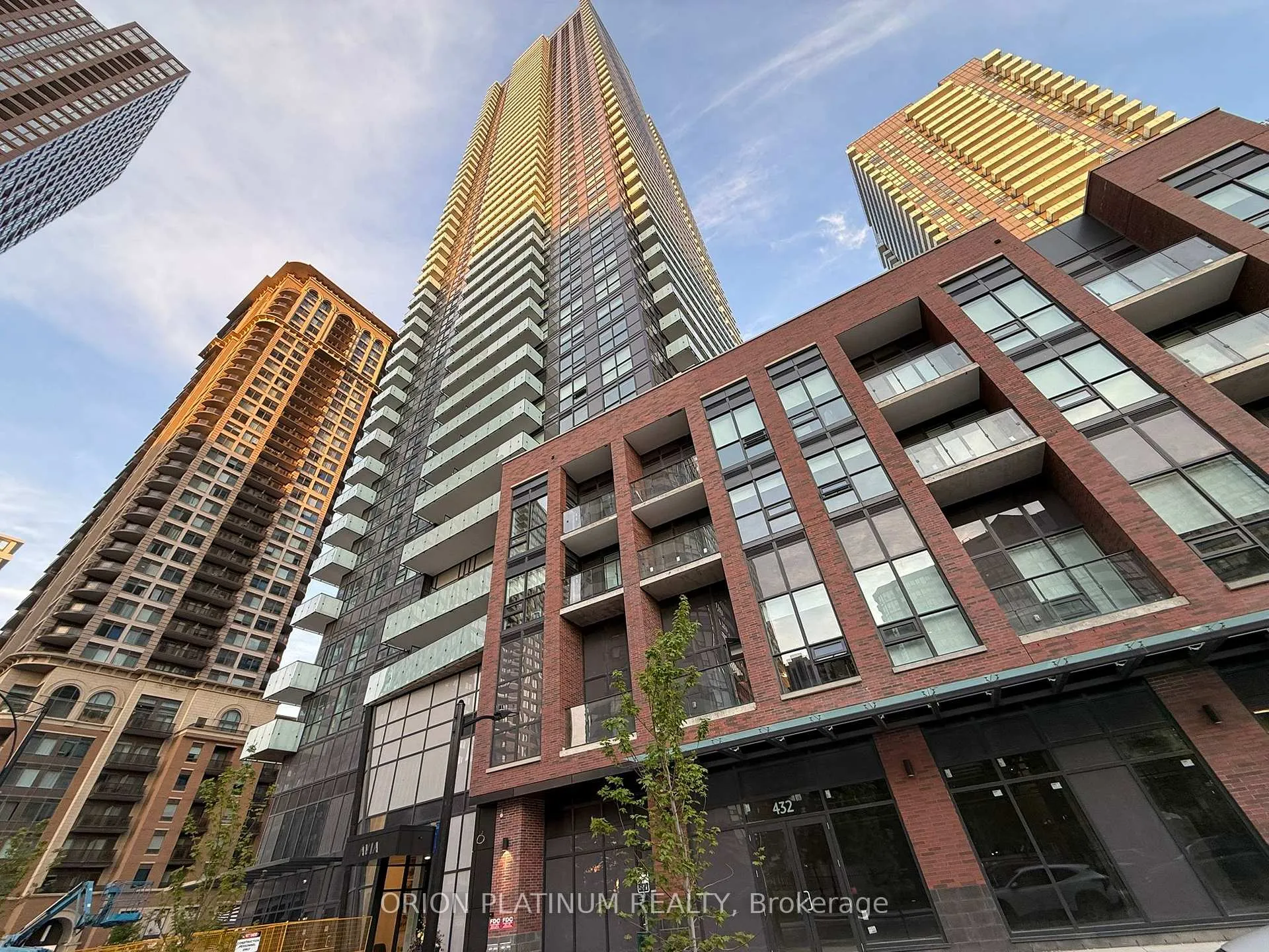 Photo 13 of Unit 904, 430 Square One Drive, Mississauga, City Centre — HOMEH