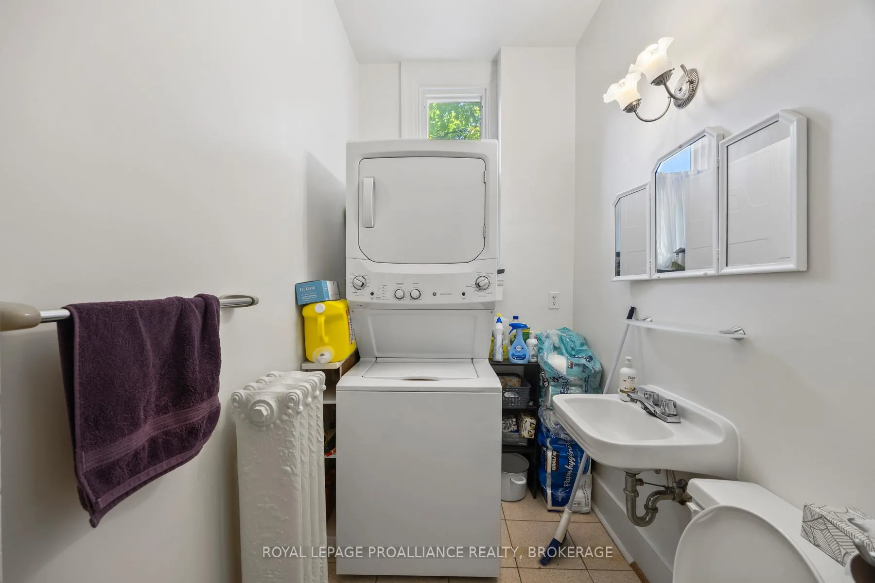 Photo 15 of 217 William Street, Kingston, Central City East — HOMEH
