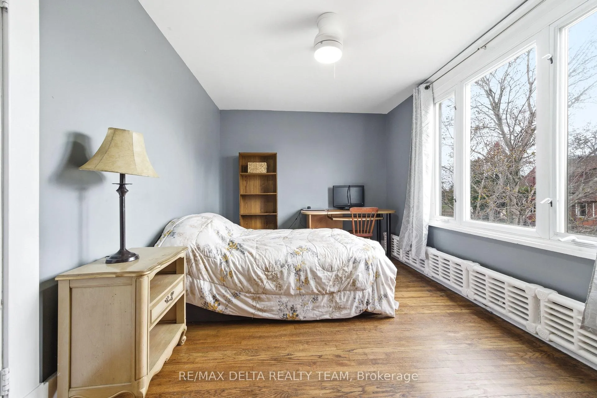 Photo 11 of 703 Front Street N, Pembroke, Pembroke — HOMEH