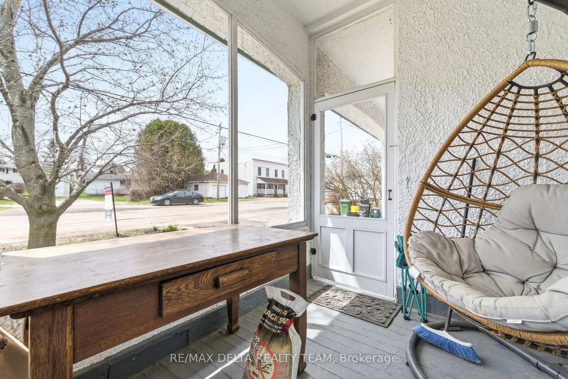 Photo 16 of 703 Front Street N, Pembroke, Pembroke — HOMEH