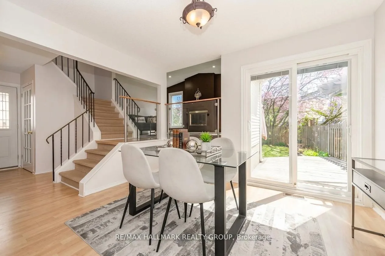 Photo 11 of 6382 St. Louis Drive, Ottawa, Hiawatha Park/Convent Glen — HOMEH