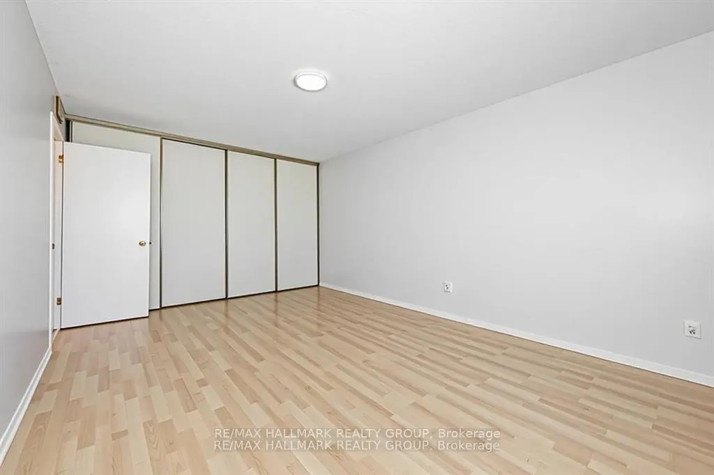 Photo 23 of 6382 St. Louis Drive, Ottawa, Hiawatha Park/Convent Glen — HOMEH
