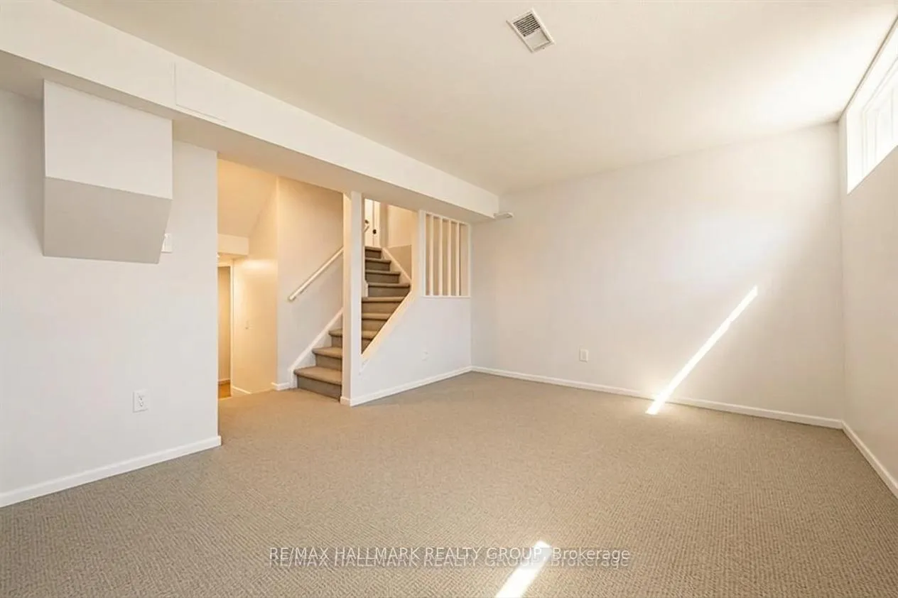 Photo 30 of 6382 St. Louis Drive, Ottawa, Hiawatha Park/Convent Glen — HOMEH