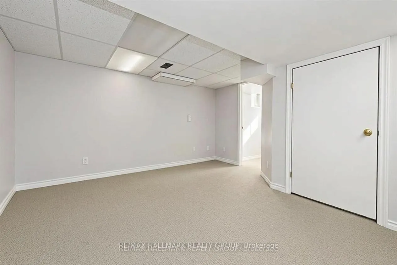 Photo 37 of 6382 St. Louis Drive, Ottawa, Hiawatha Park/Convent Glen — HOMEH