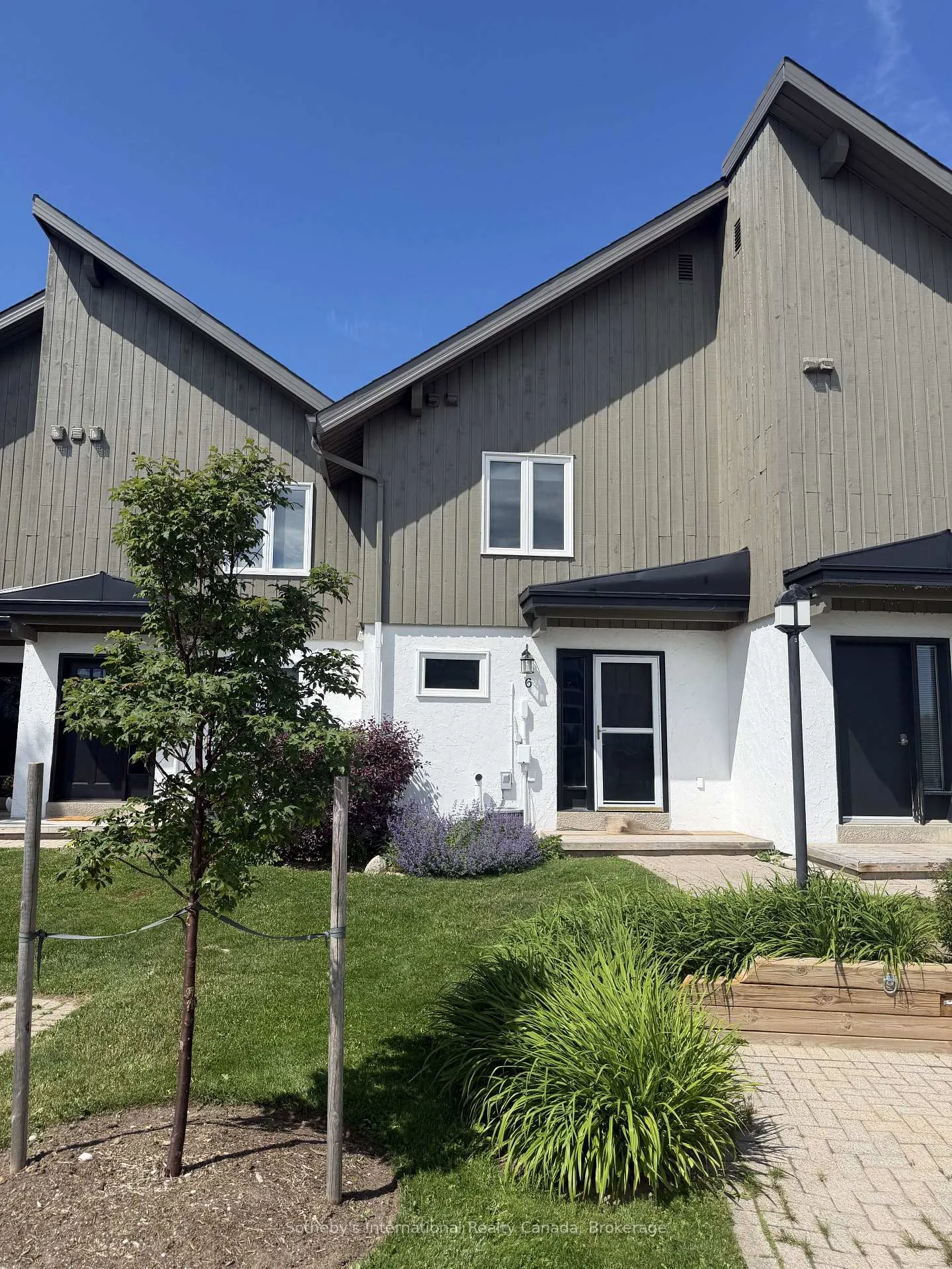 Photo 1 of Unit 6, 104 Kellie's Way, Blue Mountains — HOMEH