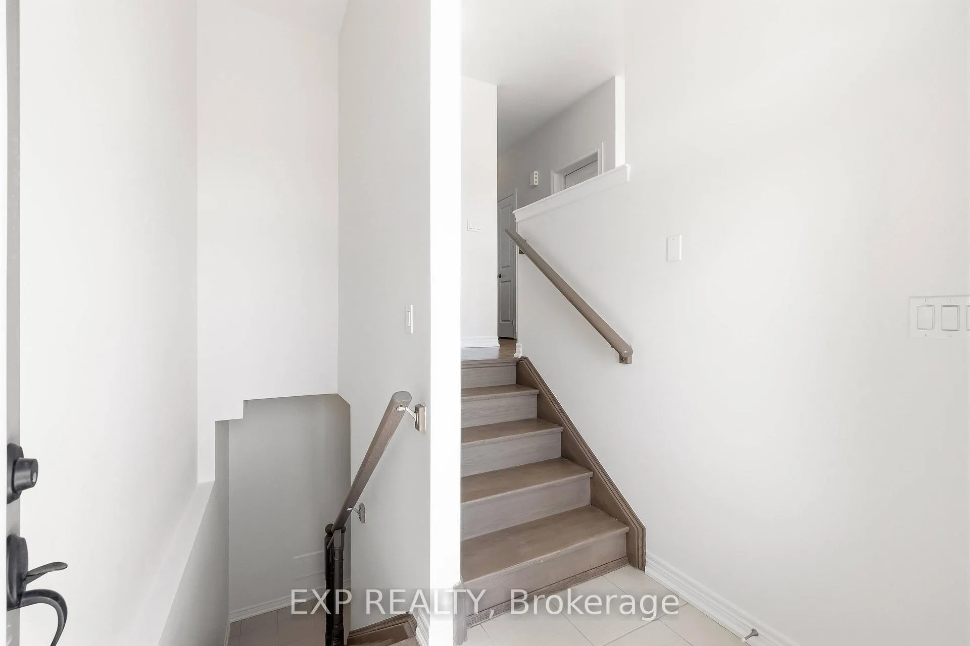 Photo 5 of 2964 Peter Matthews Drive, Pickering, Rural Pickering — HOMEH