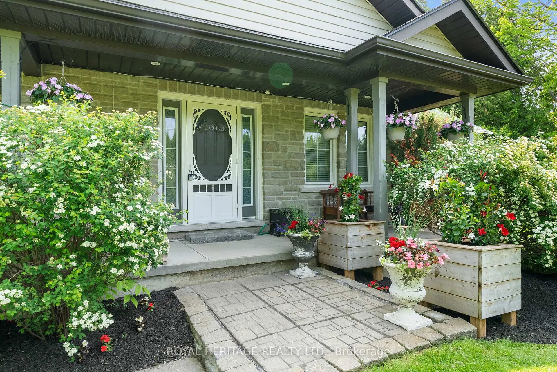 Photo 6 of 141 Shanagarry Drive, Selwyn — HOMEH