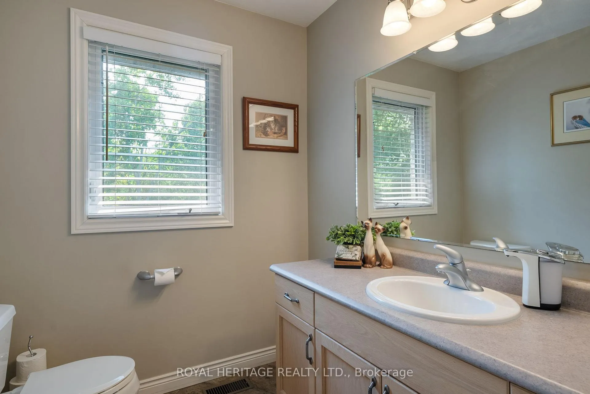 Photo 16 of 141 Shanagarry Drive, Selwyn — HOMEH