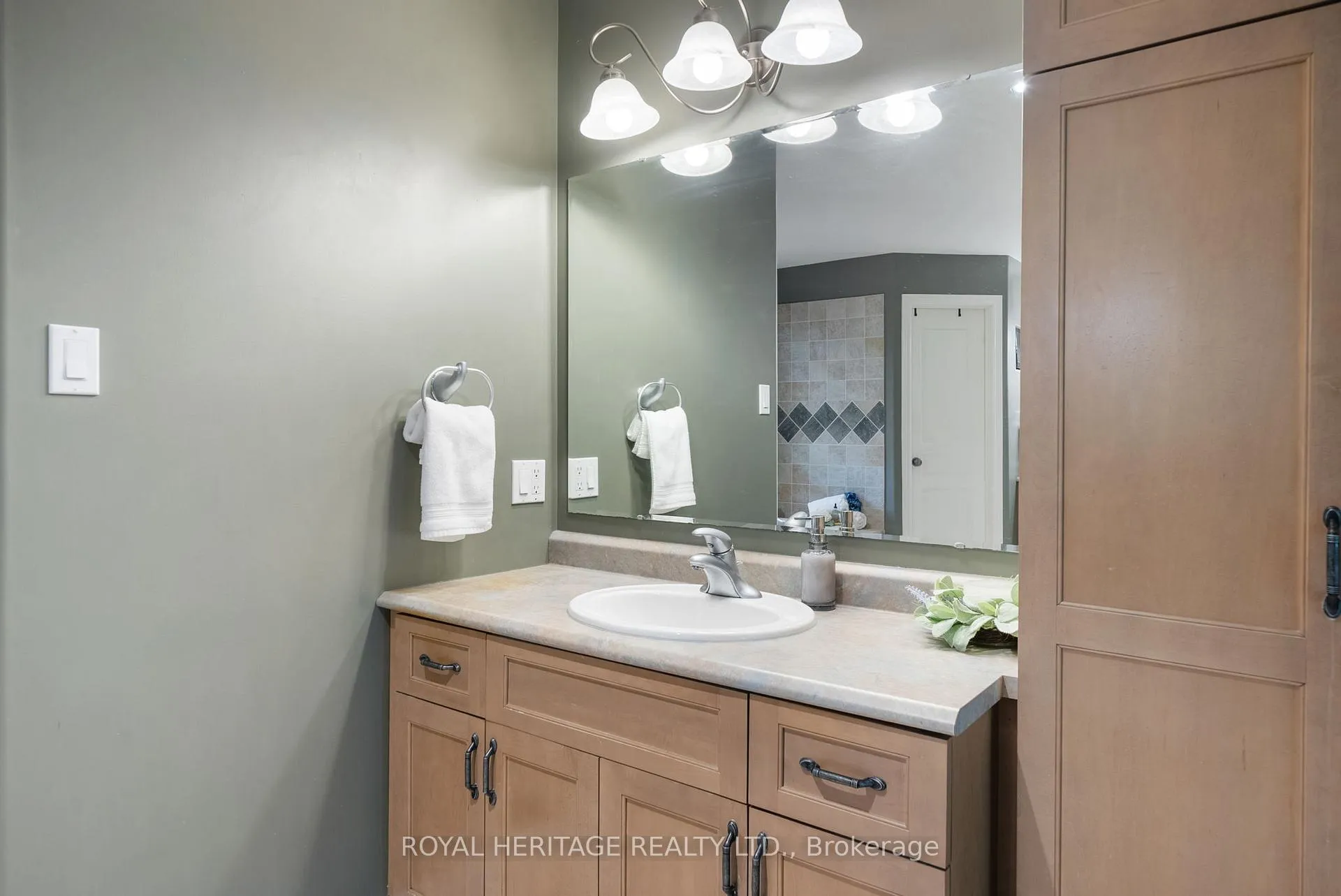Photo 22 of 141 Shanagarry Drive, Selwyn — HOMEH