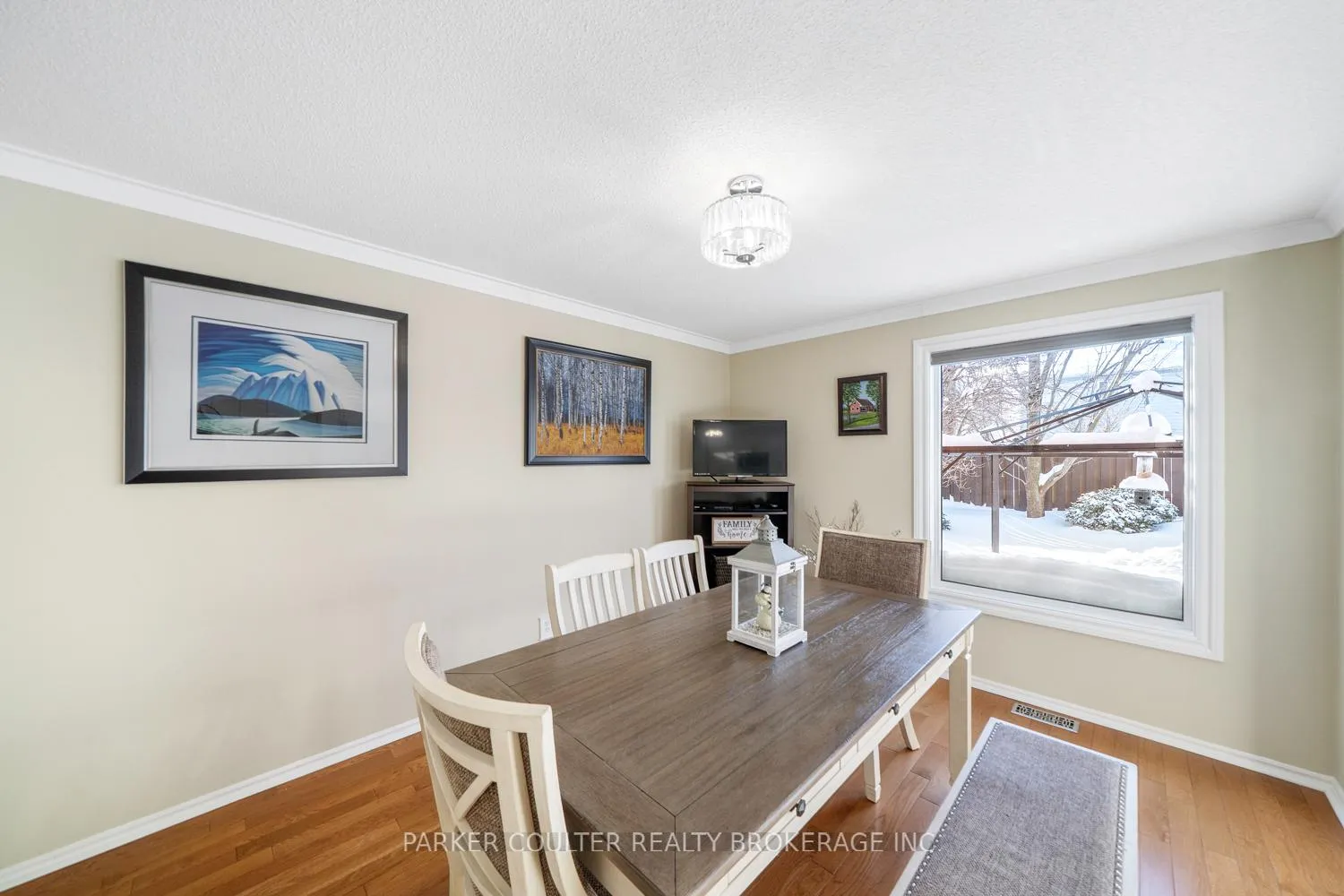 Photo 16 of 22 Twiss Drive, Barrie, Holly — HOMEH