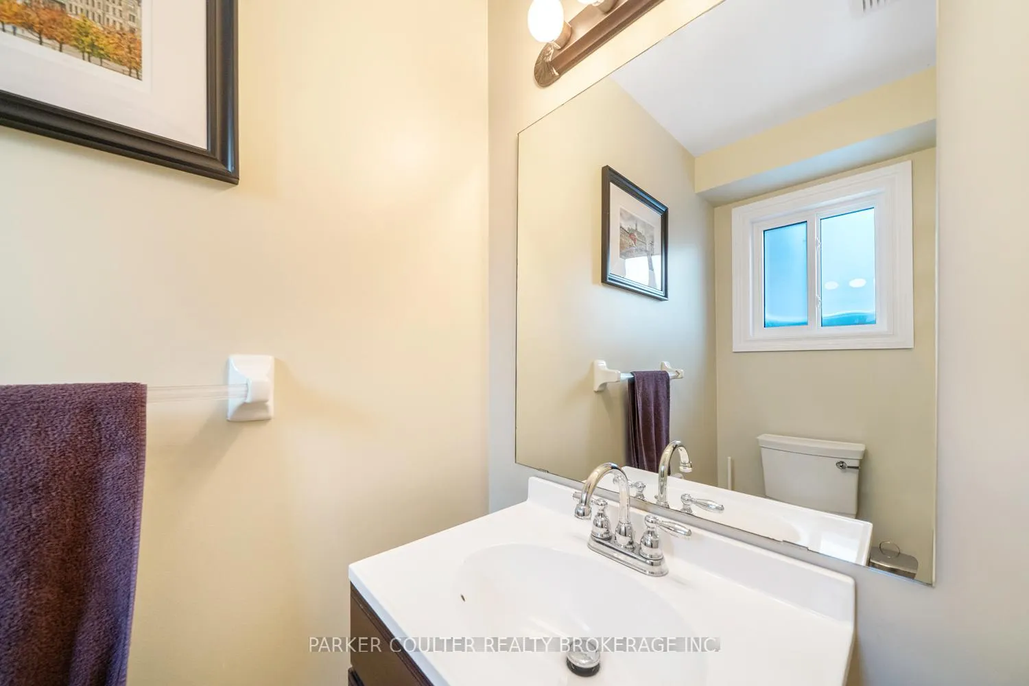 Photo 18 of 22 Twiss Drive, Barrie, Holly — HOMEH