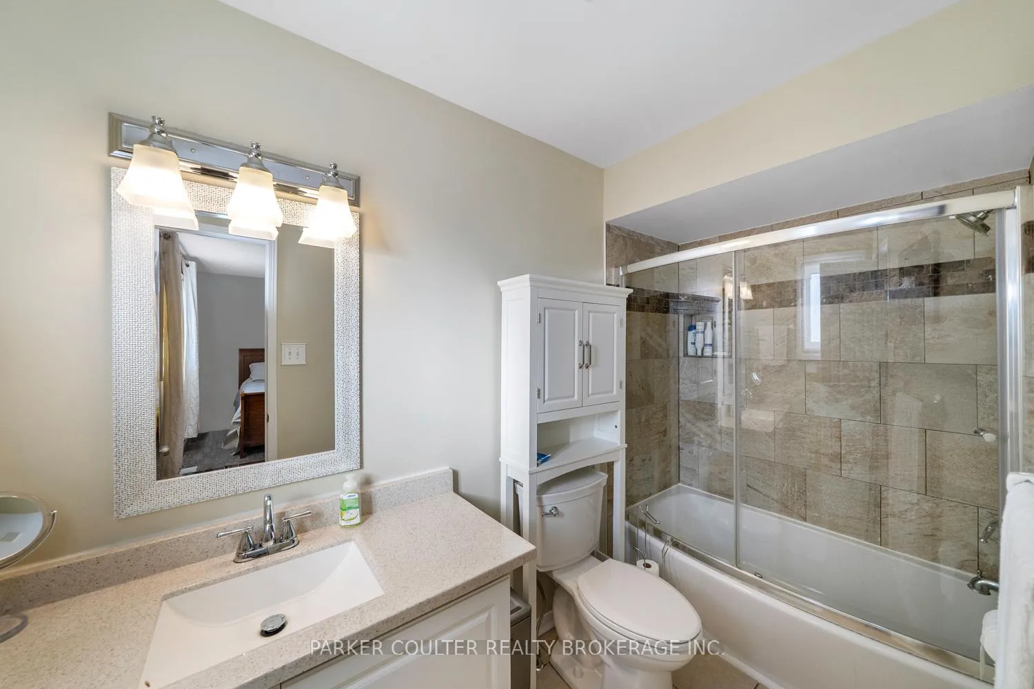 Photo 27 of 22 Twiss Drive, Barrie, Holly — HOMEH