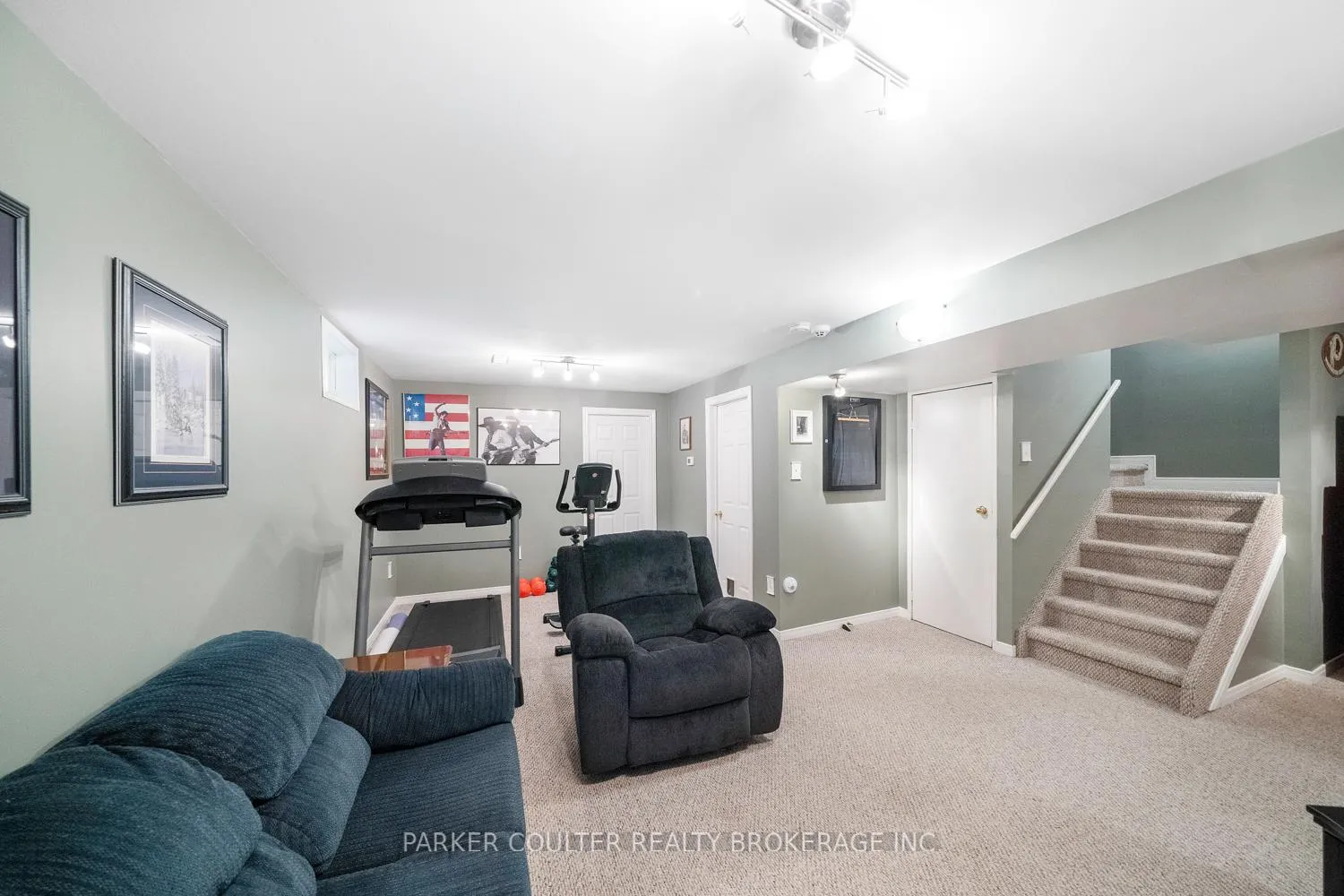 Photo 34 of 22 Twiss Drive, Barrie, Holly — HOMEH