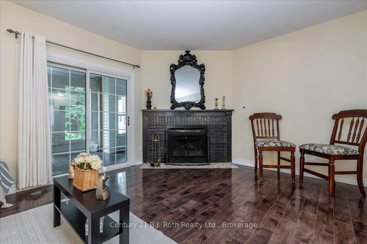 Photo 8 of Unit B7, 22 Wasaga Woods Circle, Wasaga Beach — HOMEH