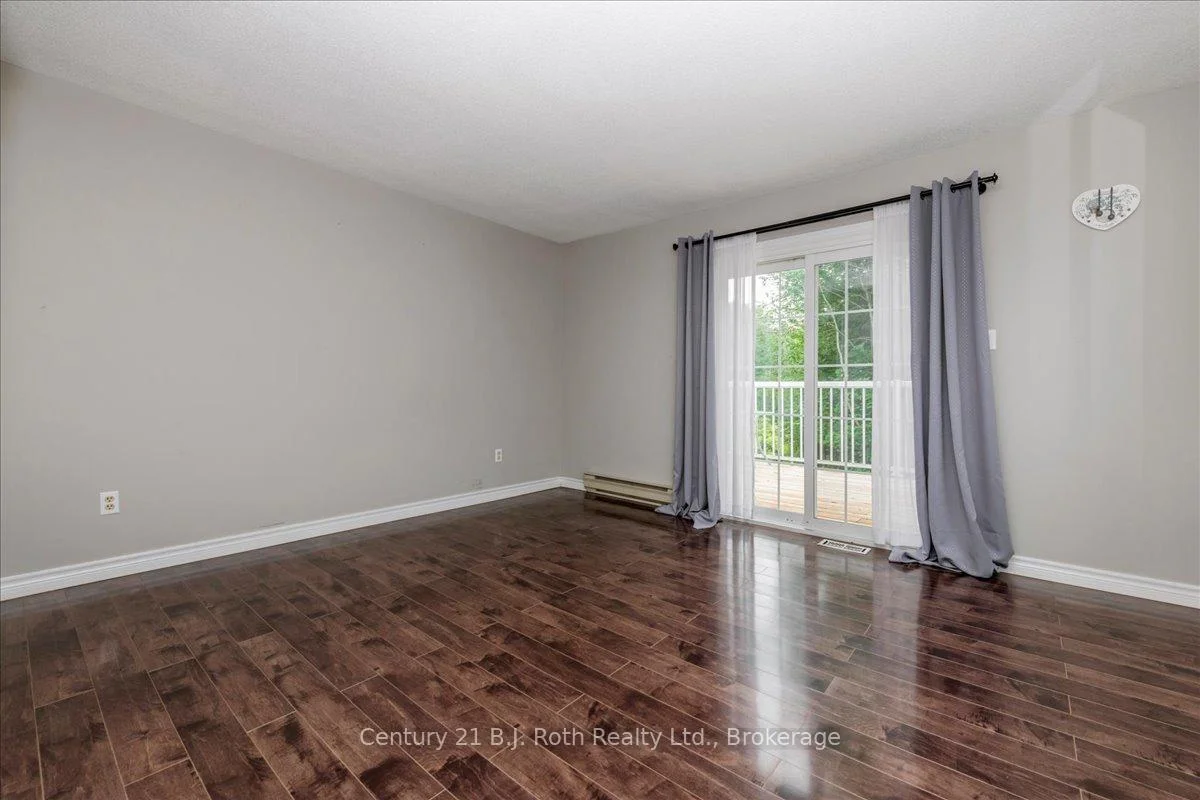 Photo 22 of Unit B7, 22 Wasaga Woods Circle, Wasaga Beach — HOMEH
