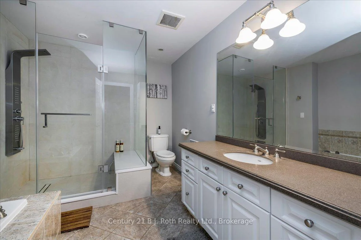 Photo 29 of Unit B7, 22 Wasaga Woods Circle, Wasaga Beach — HOMEH