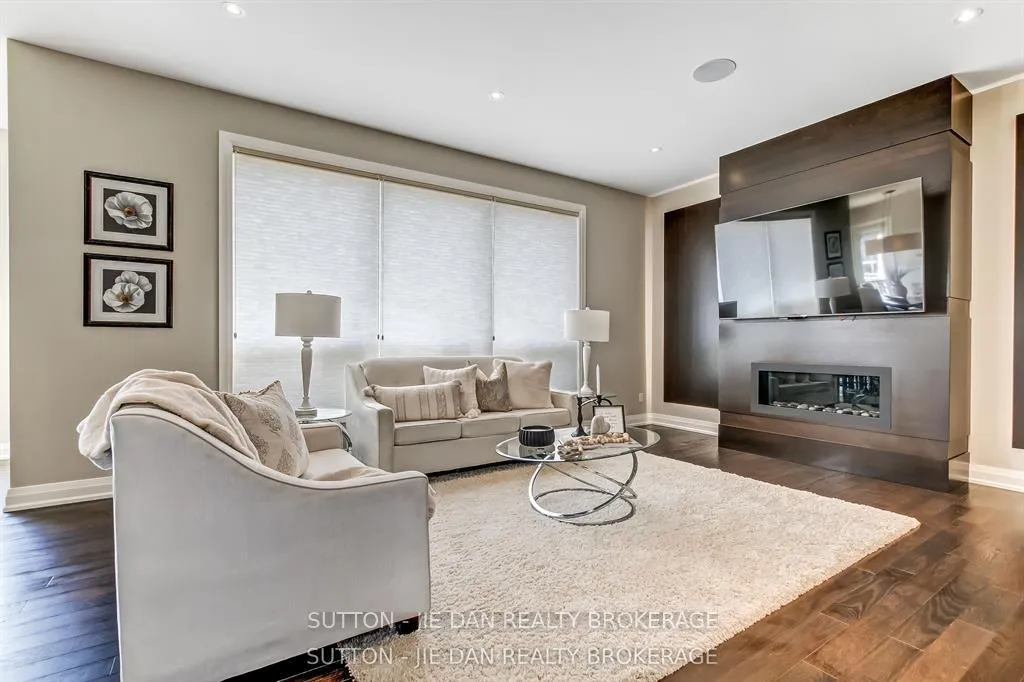 Photo 3 of 115 Pebblecreek Walk, London, North R — HOMEH